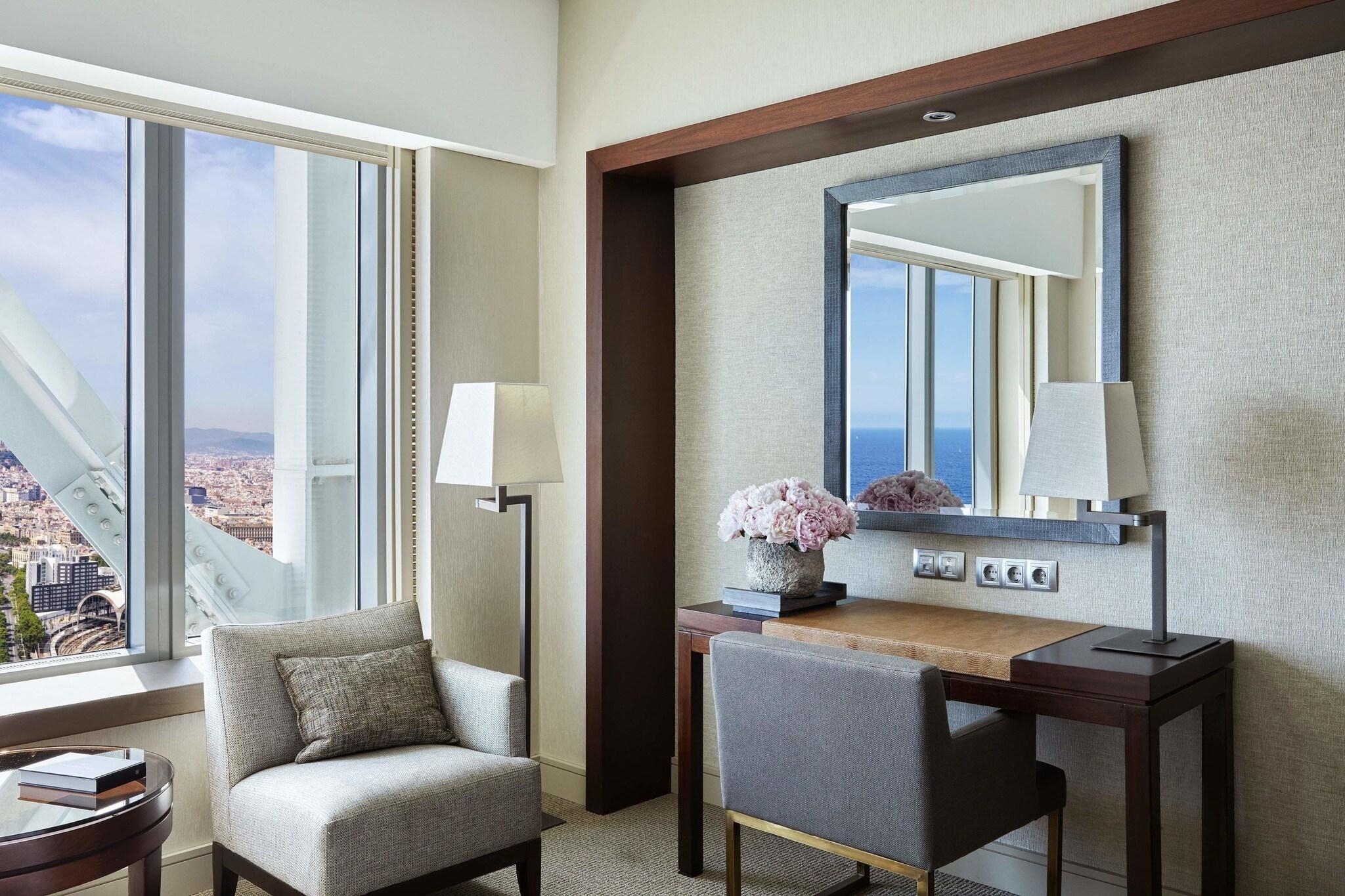 Hotel Arts, photo 63 of 199