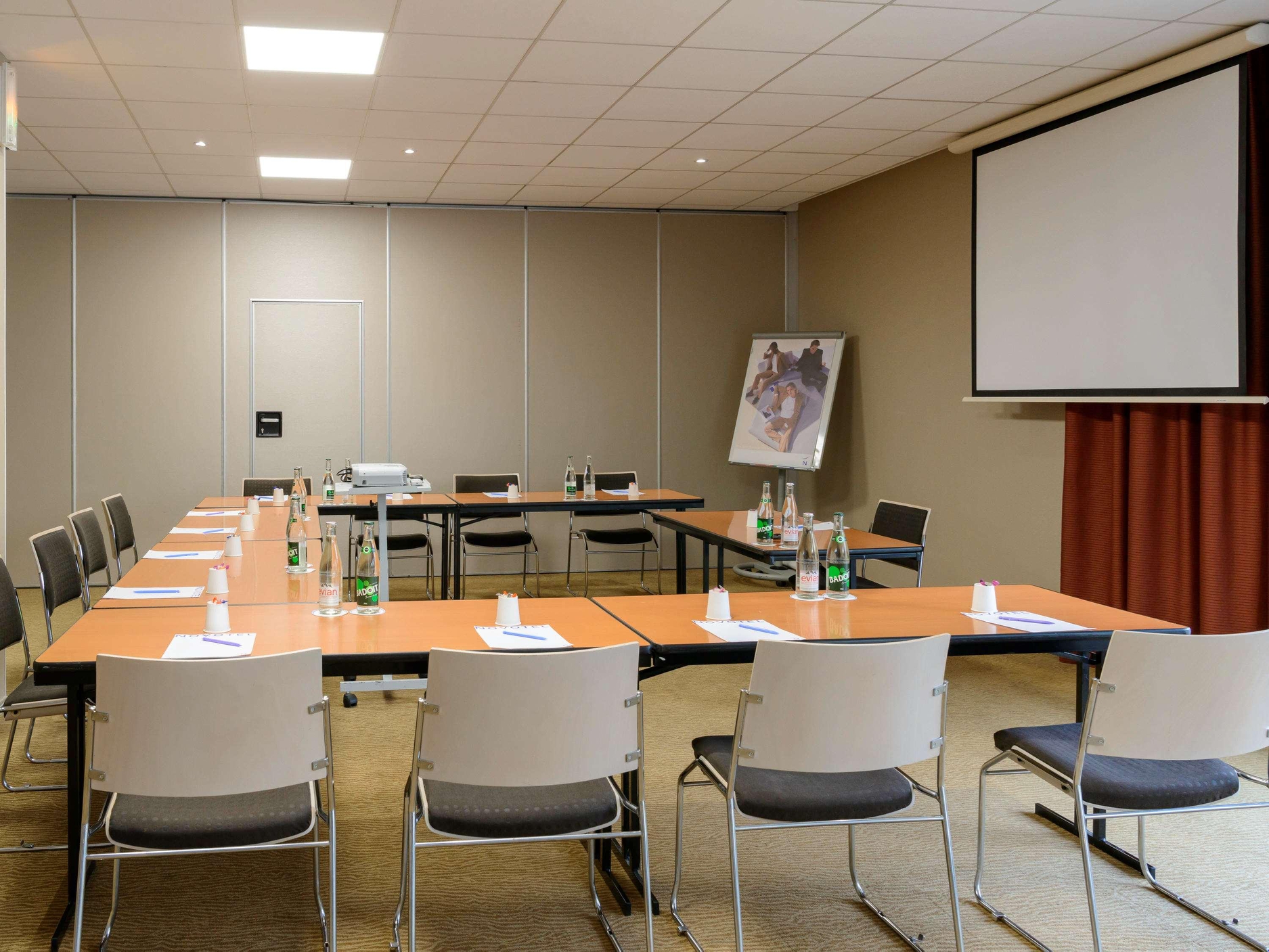 Novotel Bayeux, photo 168 of 192