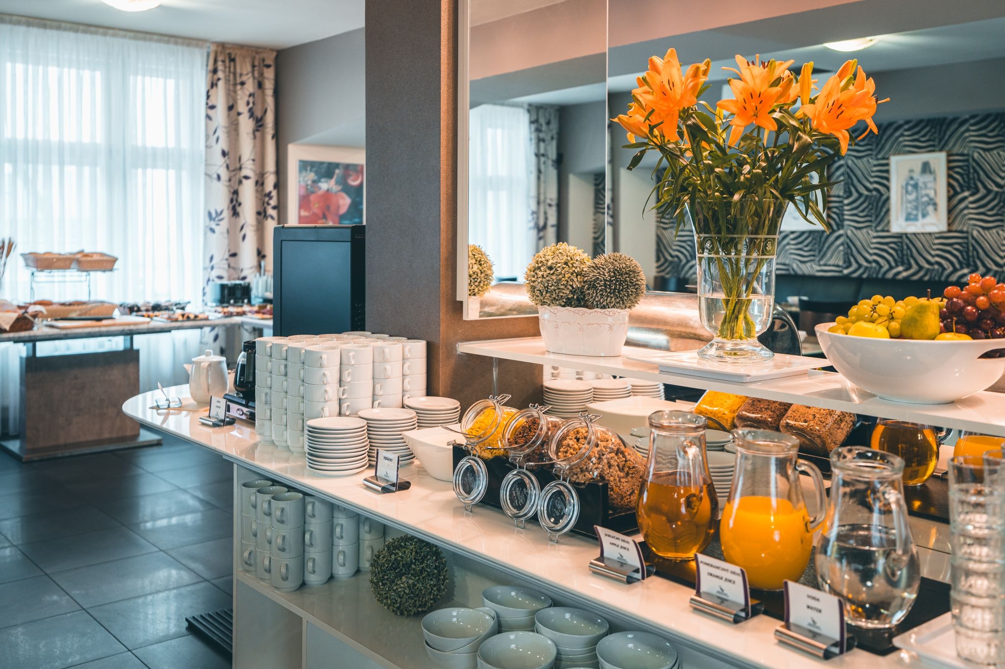 Elysee Hotel, photo 9 of 16