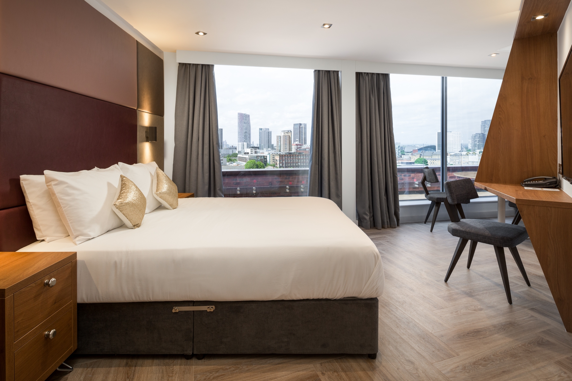 Roomzzz London Stratford, photo 29 of 30
