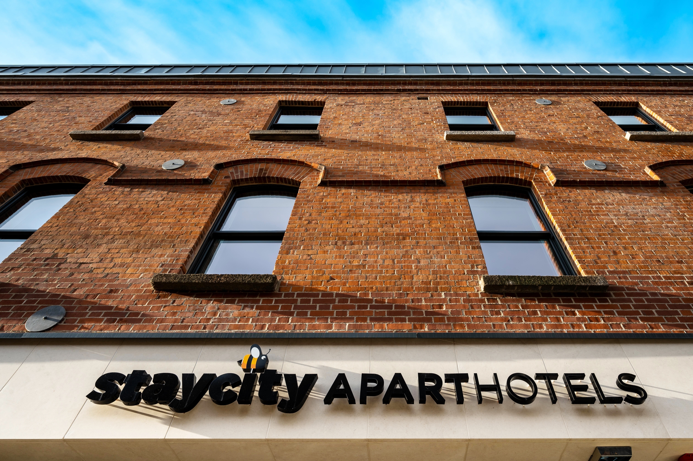 Staycity Aparthotels Tivoli, photo 1 of 30