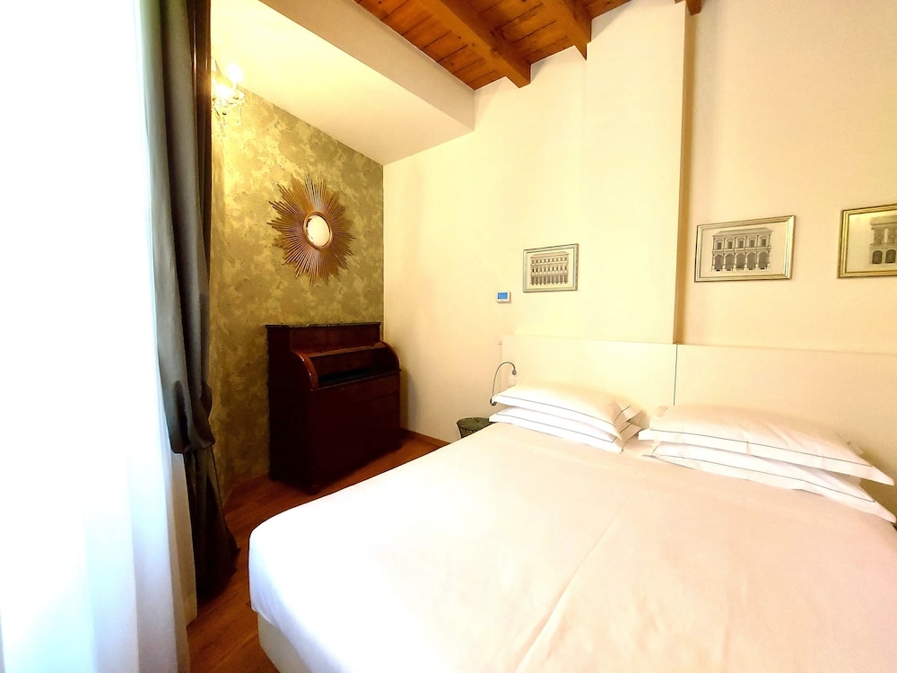 Phi Hotel Bologna Apartments, photo 11 of 68
