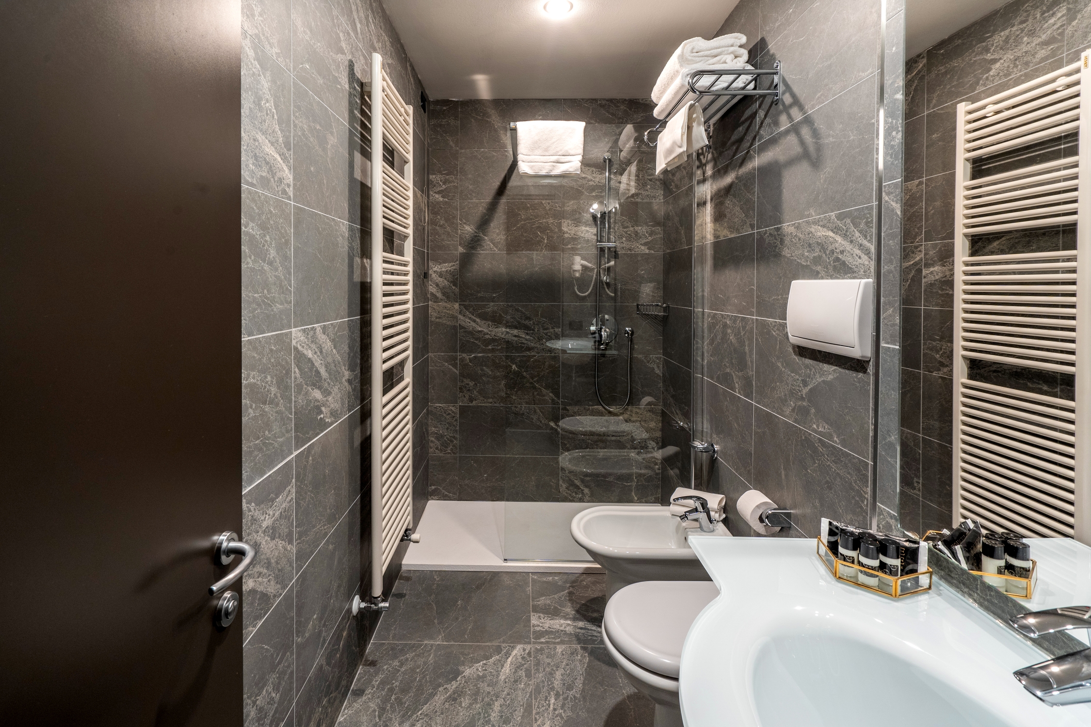Smart Hotel Holiday, photo 8 of 34