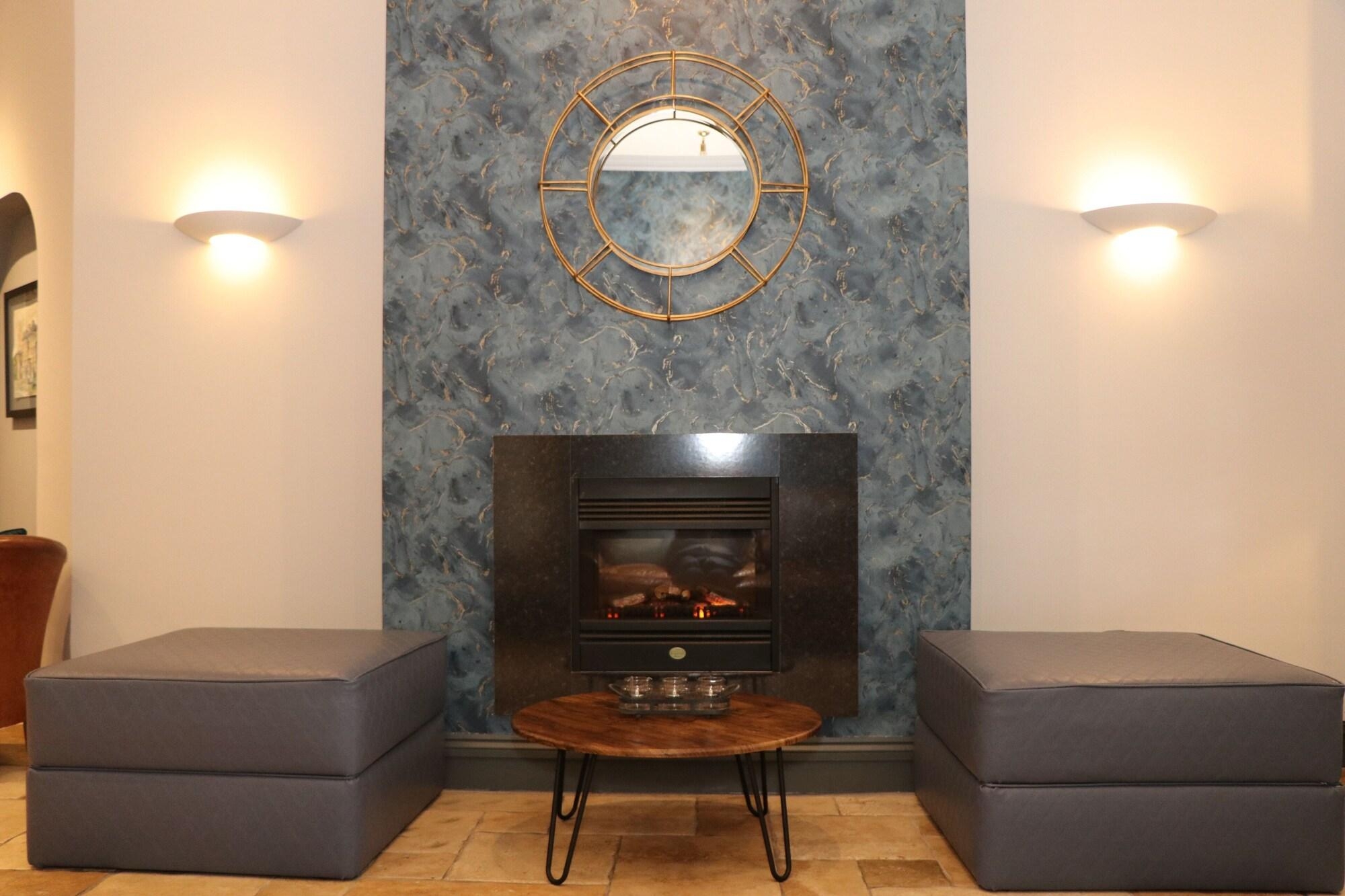 Nanhoron Arms Hotel, photo 15 of 102