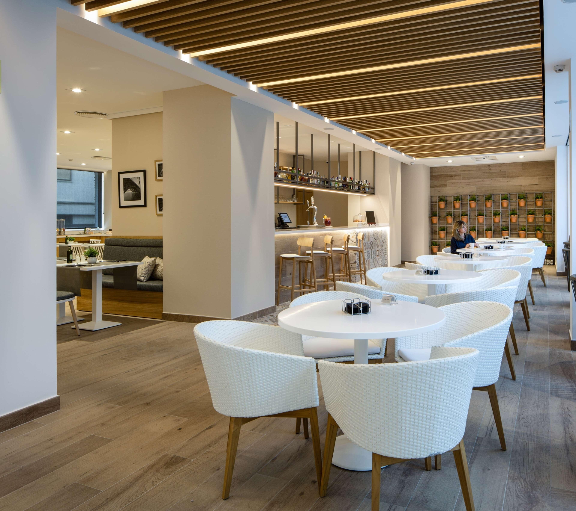 Catalonia Giralda, photo 53 of 68