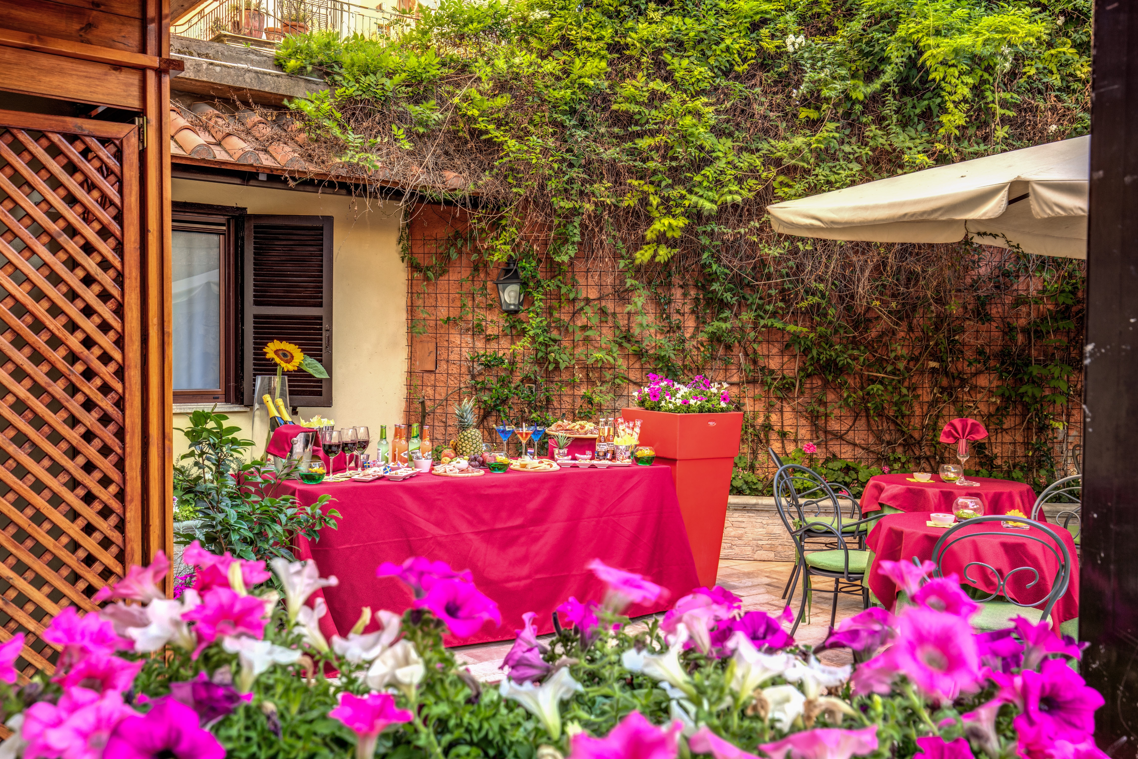 Rome Garden, photo 27 of 34