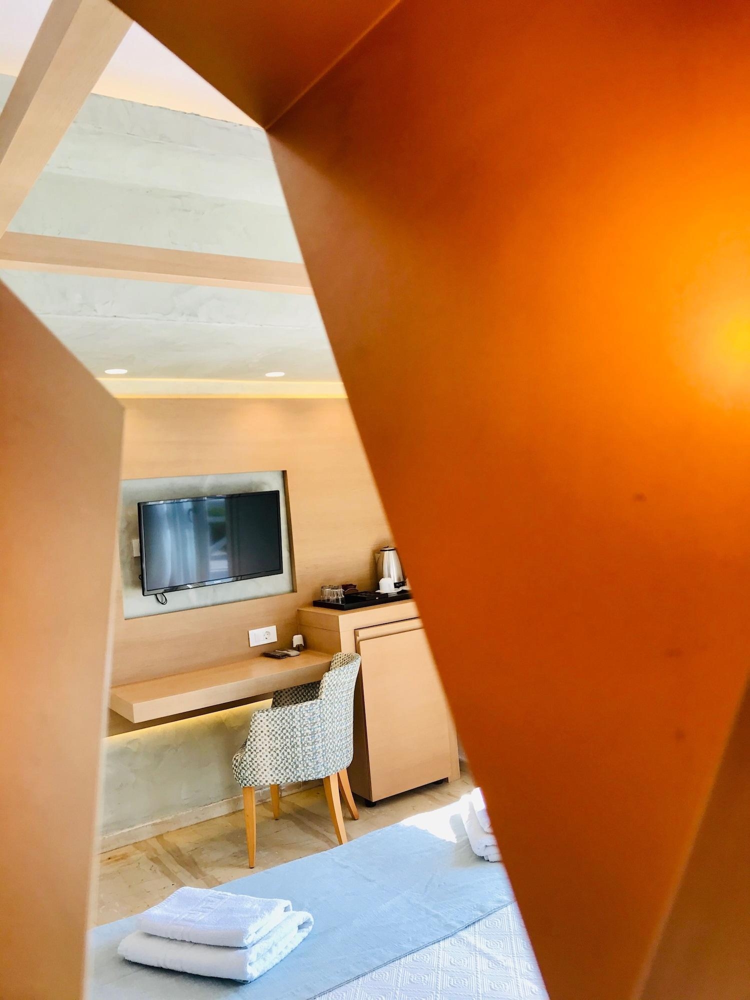 Thera Mare Resort &amp; Spa, photo 11 of 45