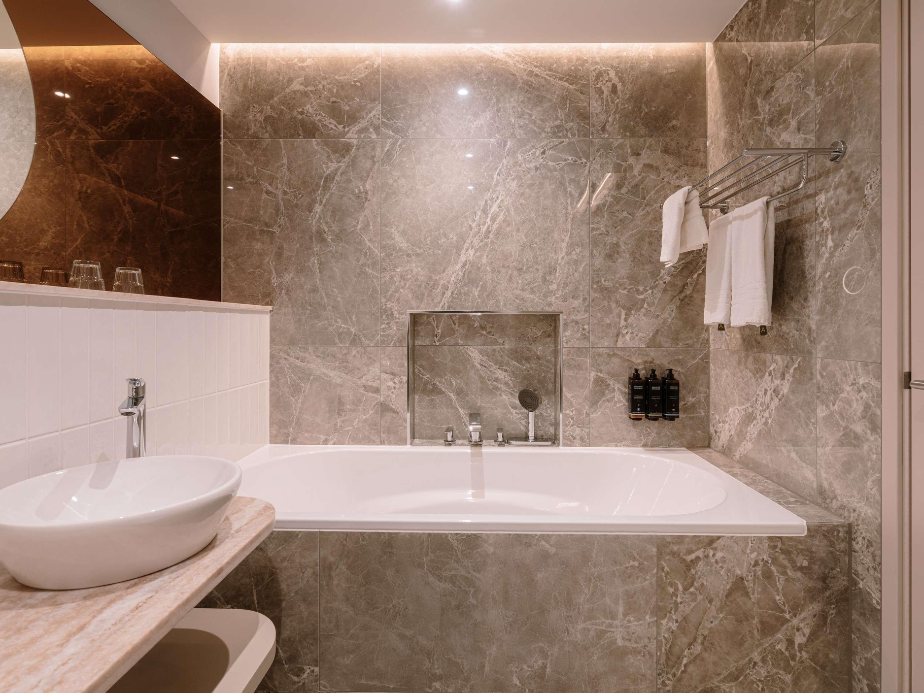 Mercure London Earls Court, photo 34 of 158