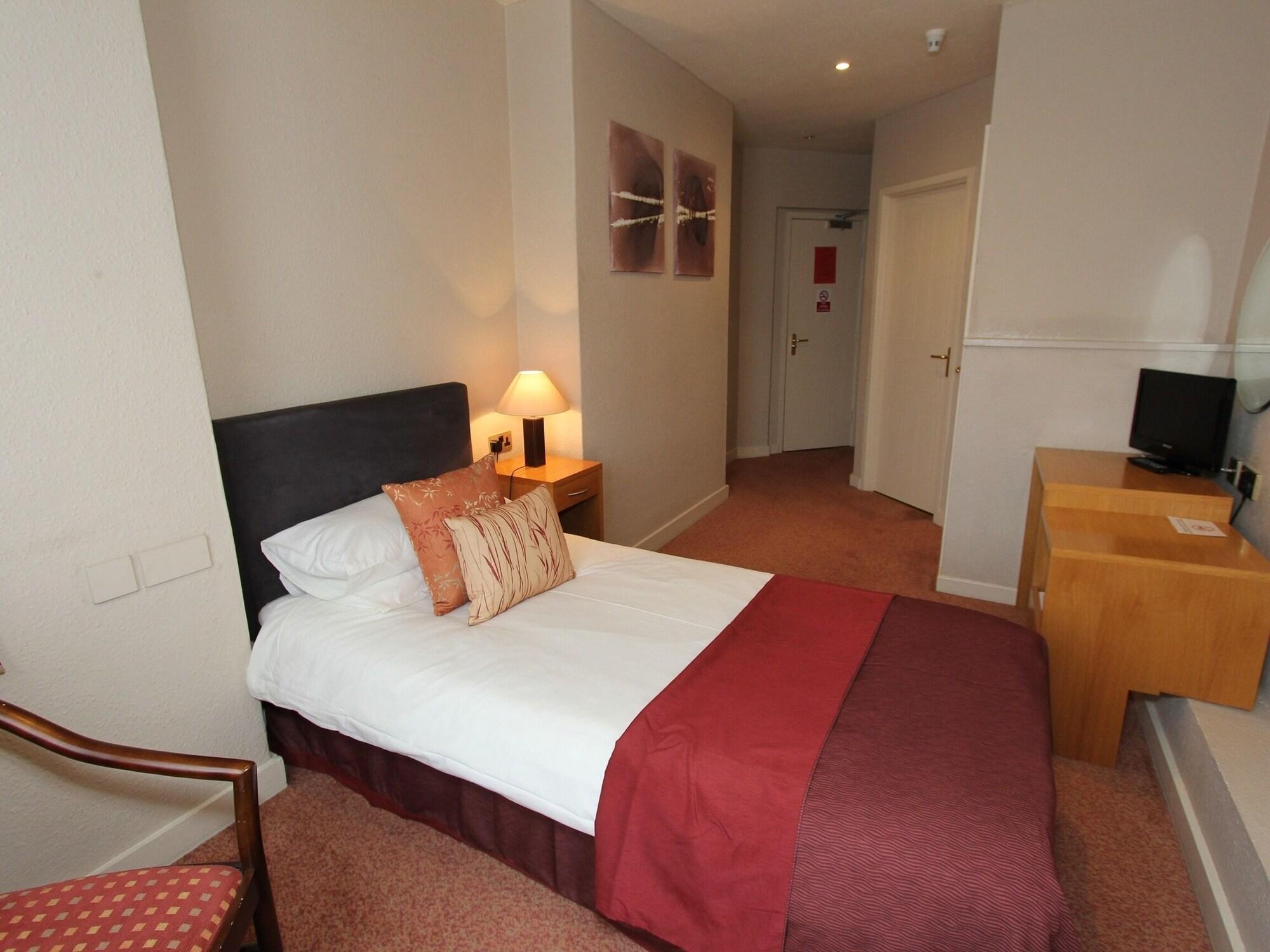 Nanhoron Arms Hotel, photo 54 of 102