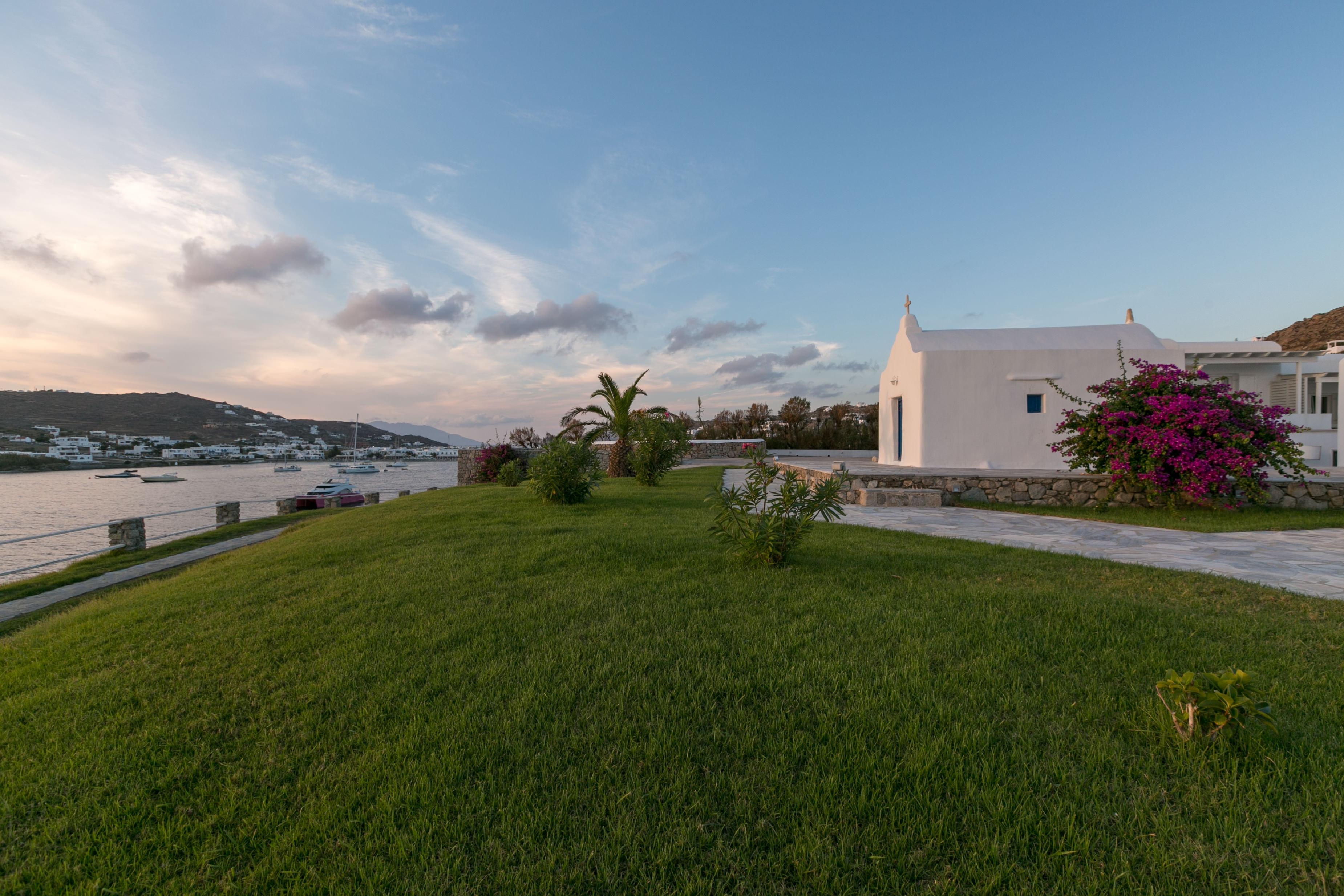 Santa Marina, photo 6 of 199