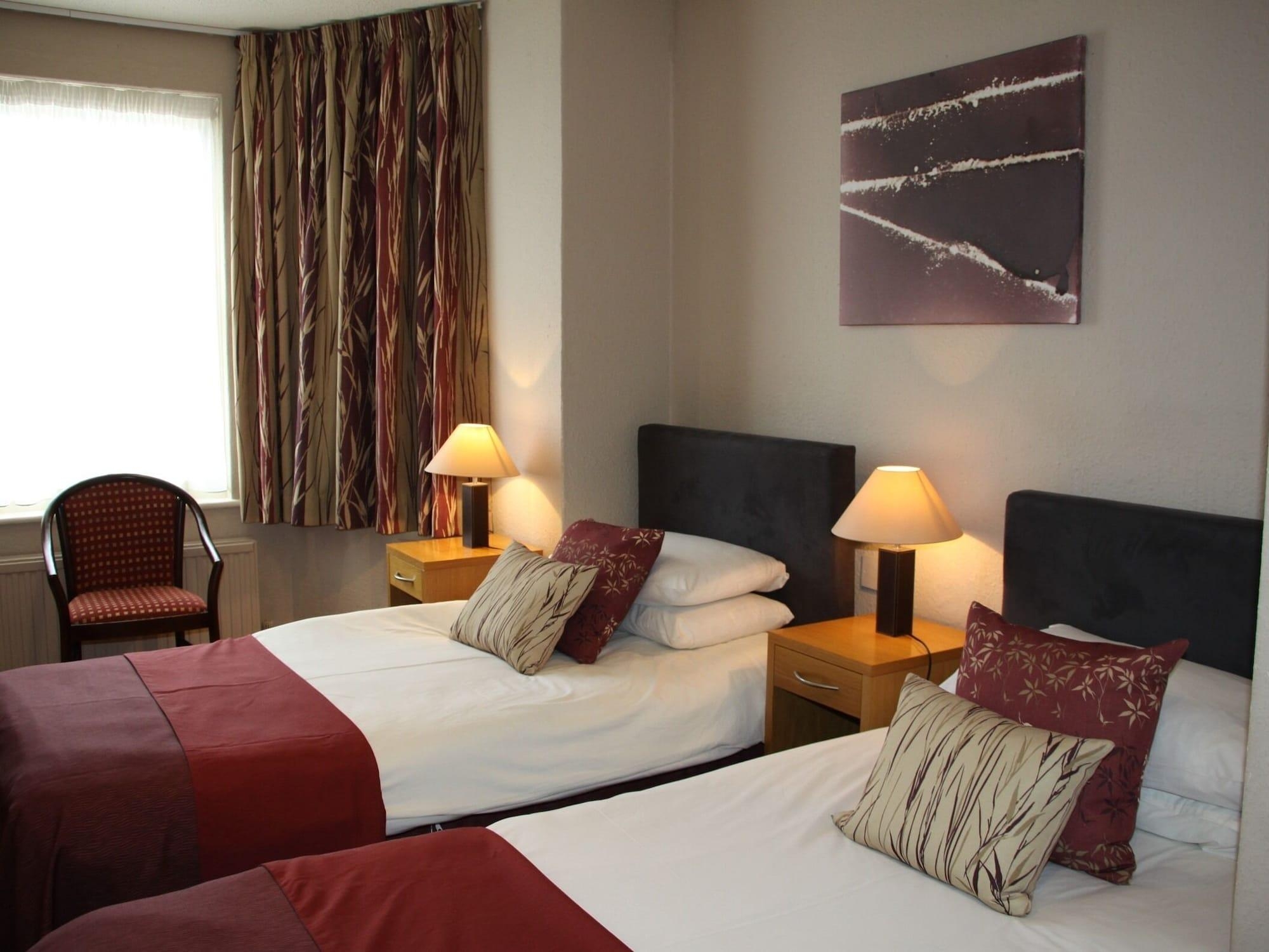 Nanhoron Arms Hotel, photo 48 of 102