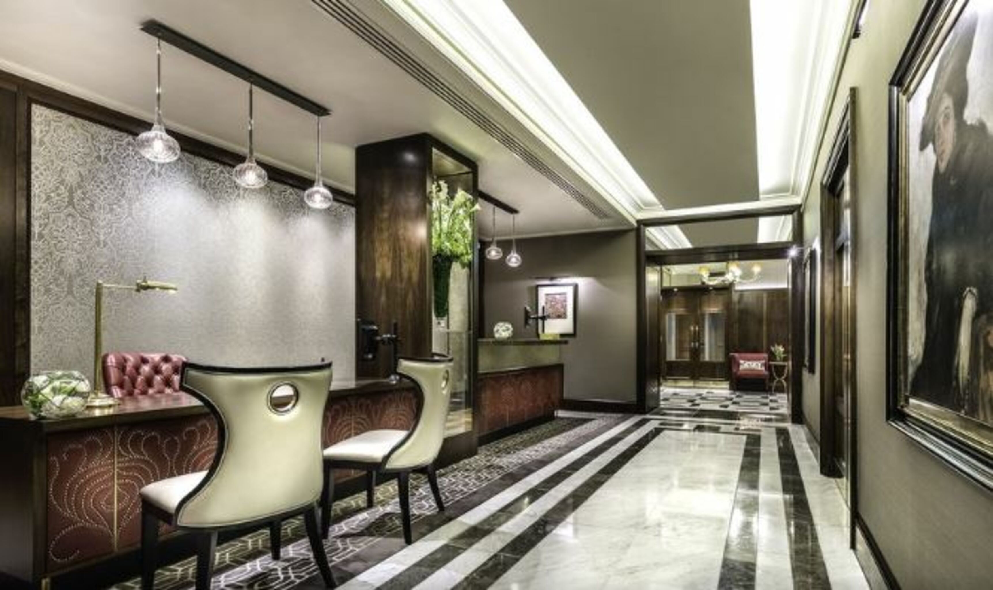 Taj 51 Buckingham Gate Suites and Residences, photo 4 of 42