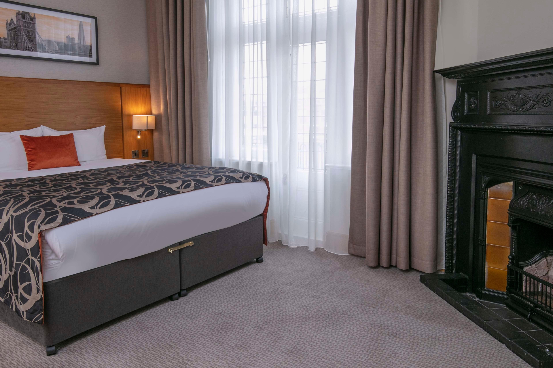 The Crown London, WorldHotels Distinctive, photo 19 of 62