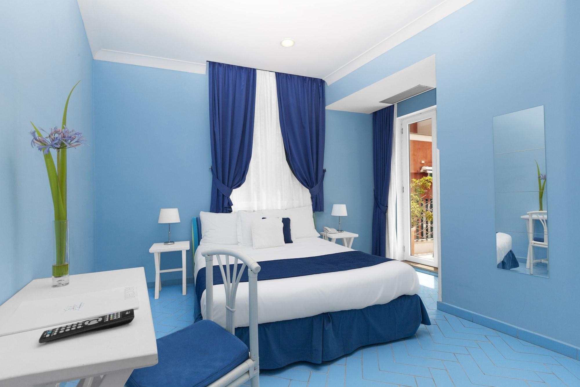 Hotel Bougainville, photo 32 of 82