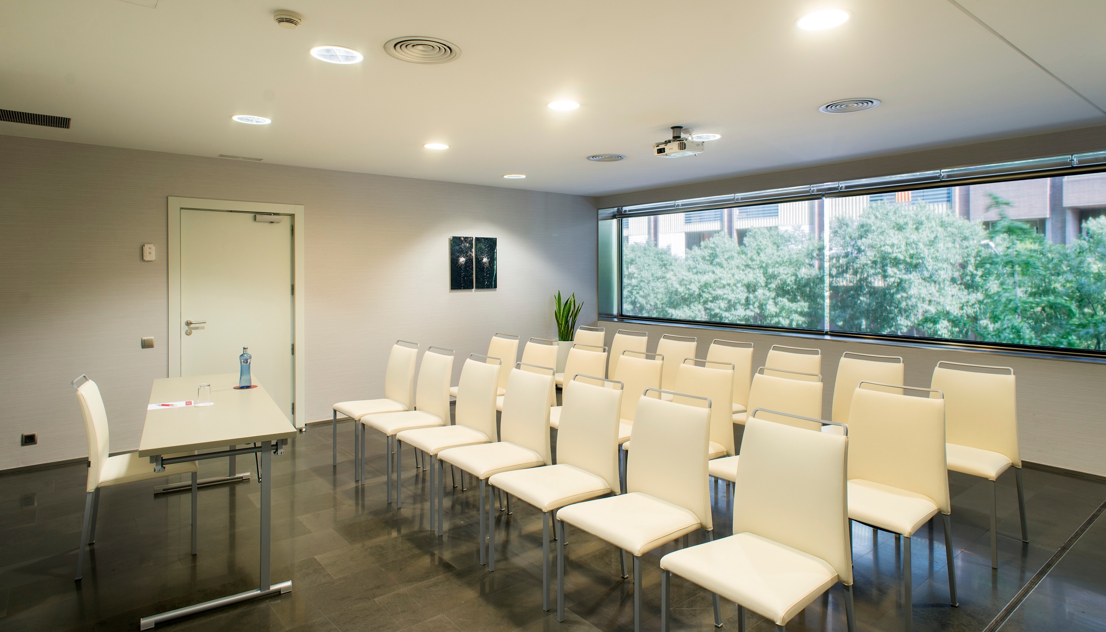 NH Collection Barcelona Constanza, photo 29 of 103