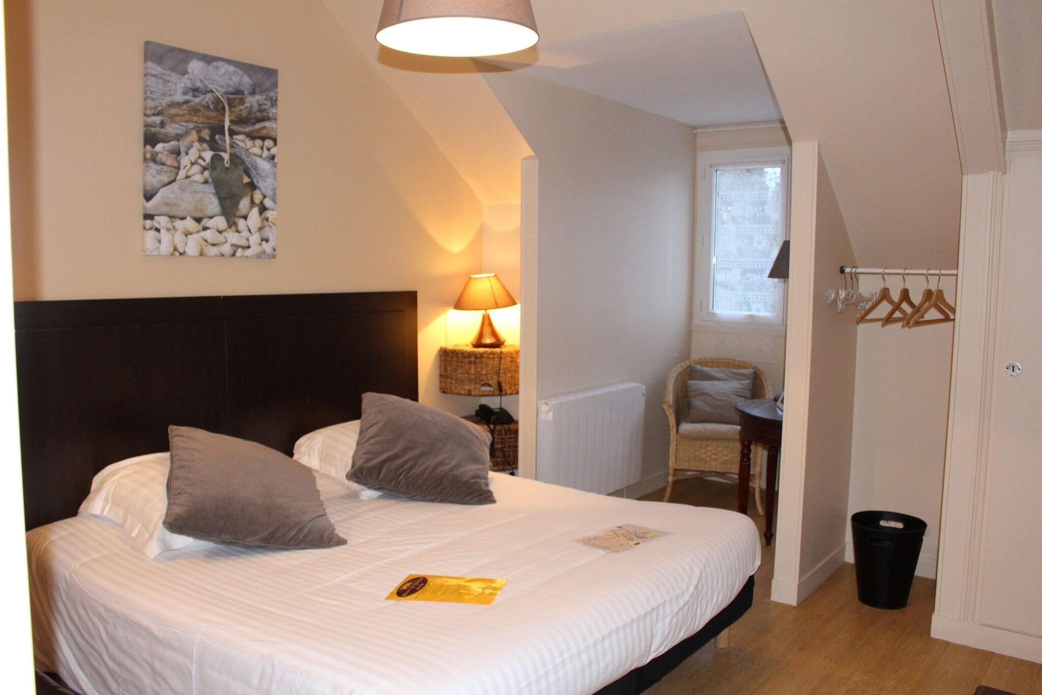 Hotel Le Bayeux, photo 36 of 75