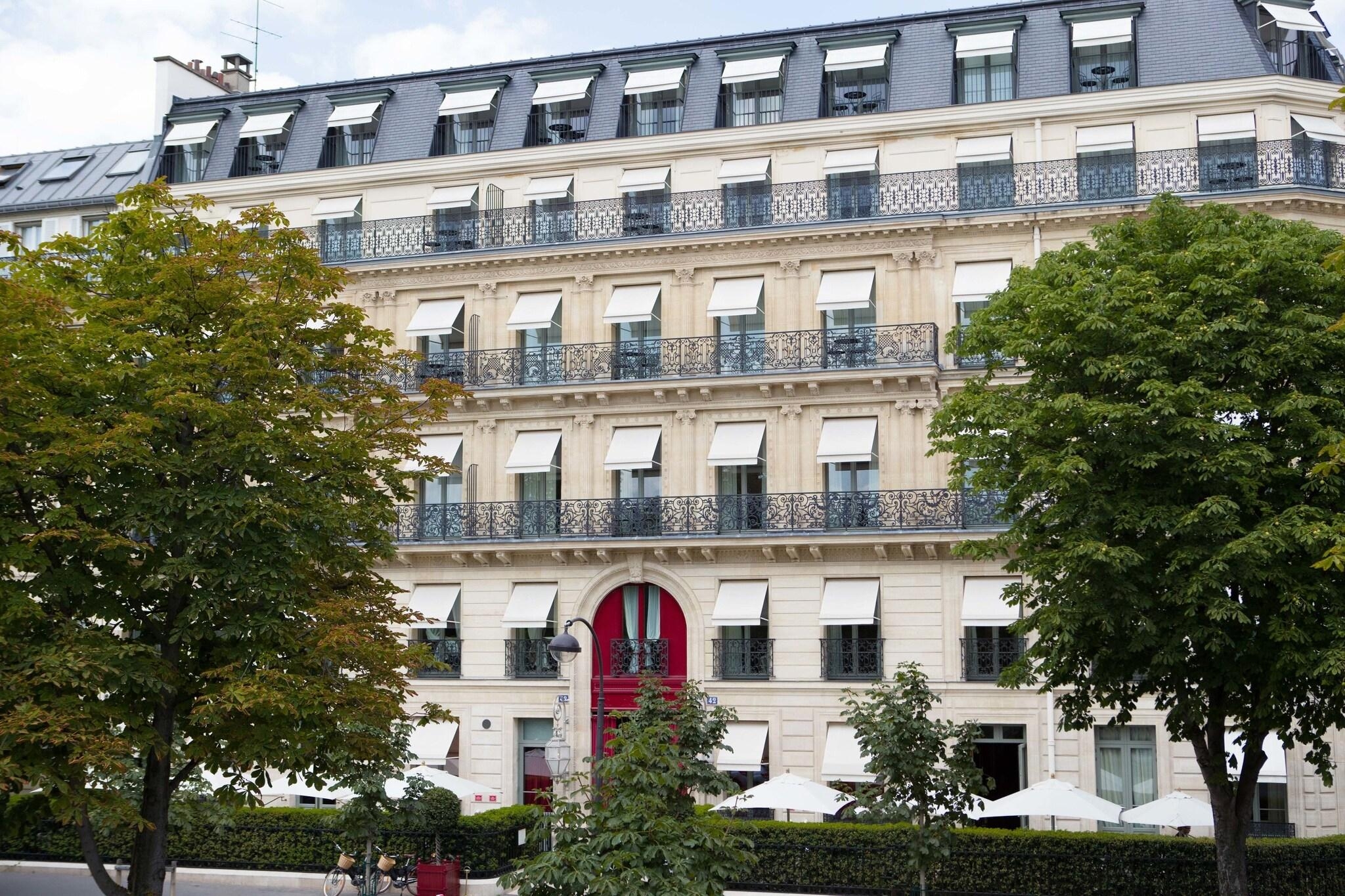 La Reserve Paris Hotel and Spa, photo 2 of 180