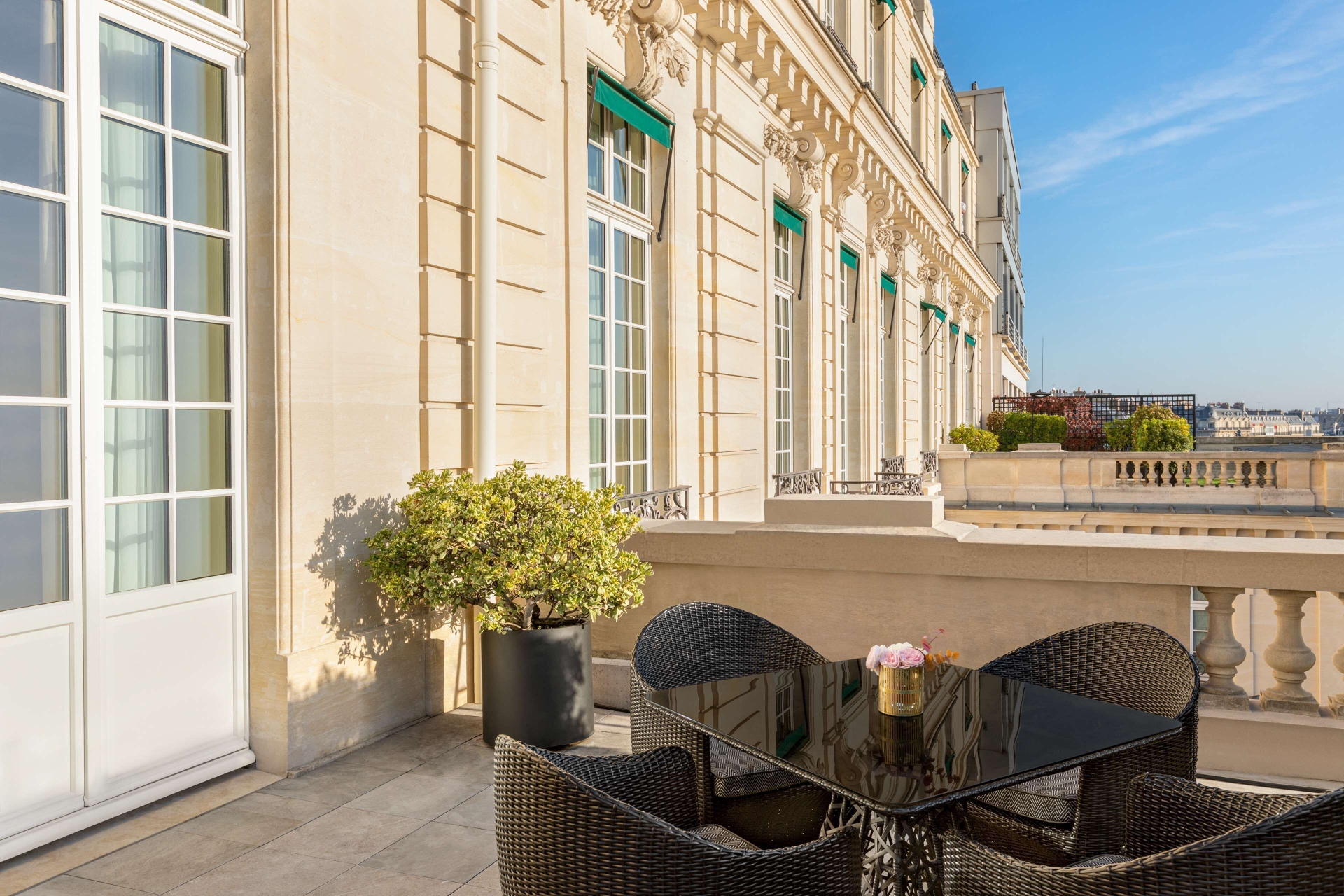 Shangri-La Hotel Paris, photo 4 of 192