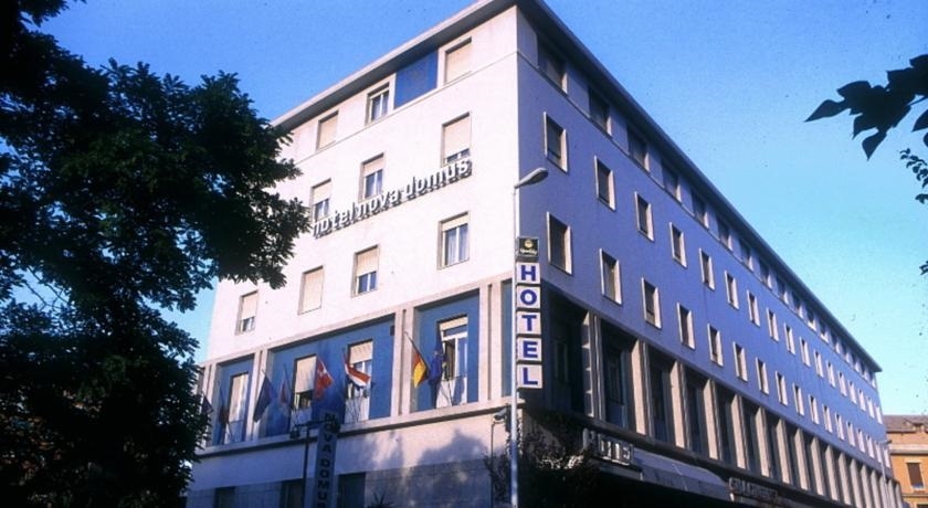 Quality Hotel Nova Domus hotel exterior