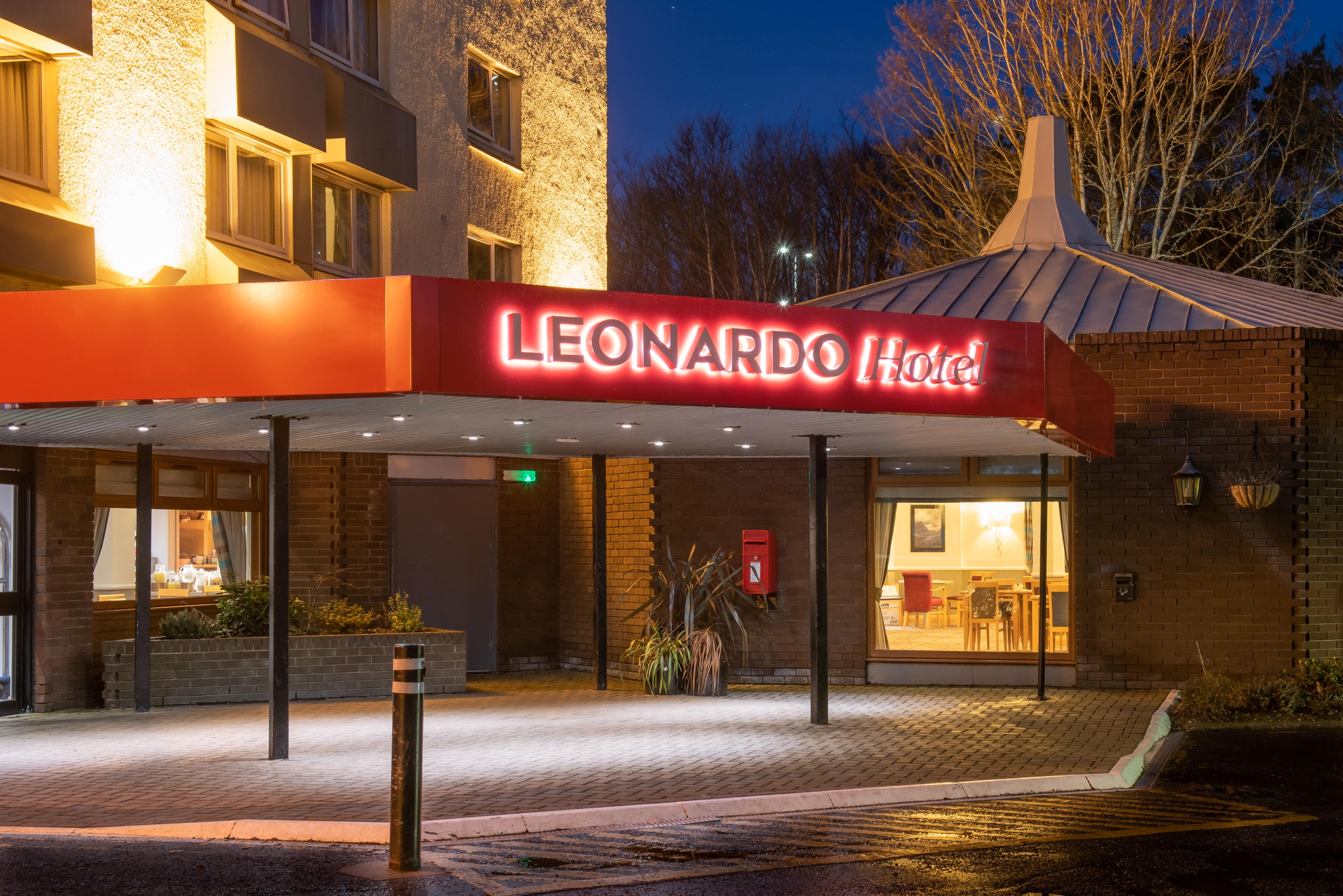 Leonardo Hotel Inverness, photo 1 of 9