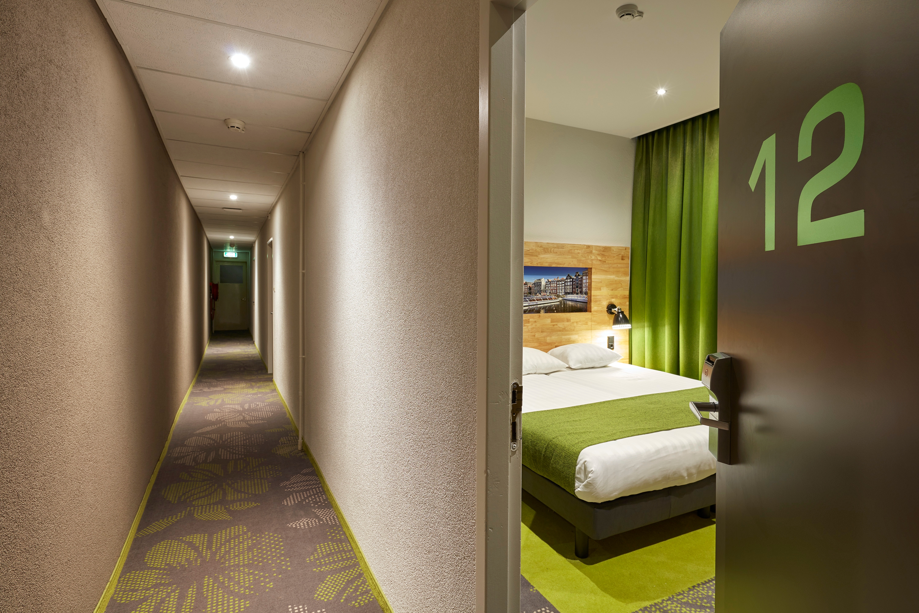 Nova Hotel, photo 4 of 18