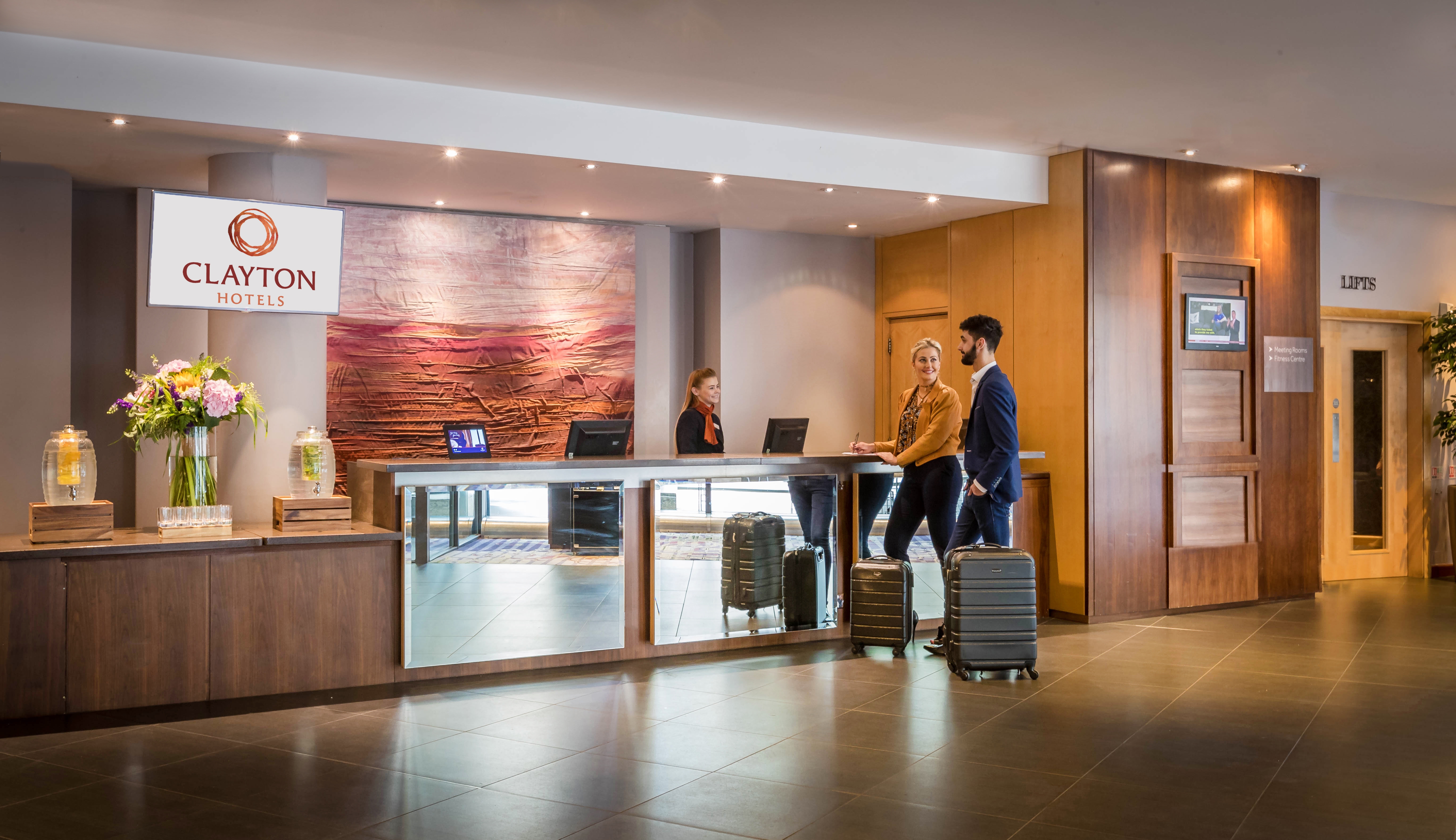 Clayton Hotel Belfast, photo 5 of 12