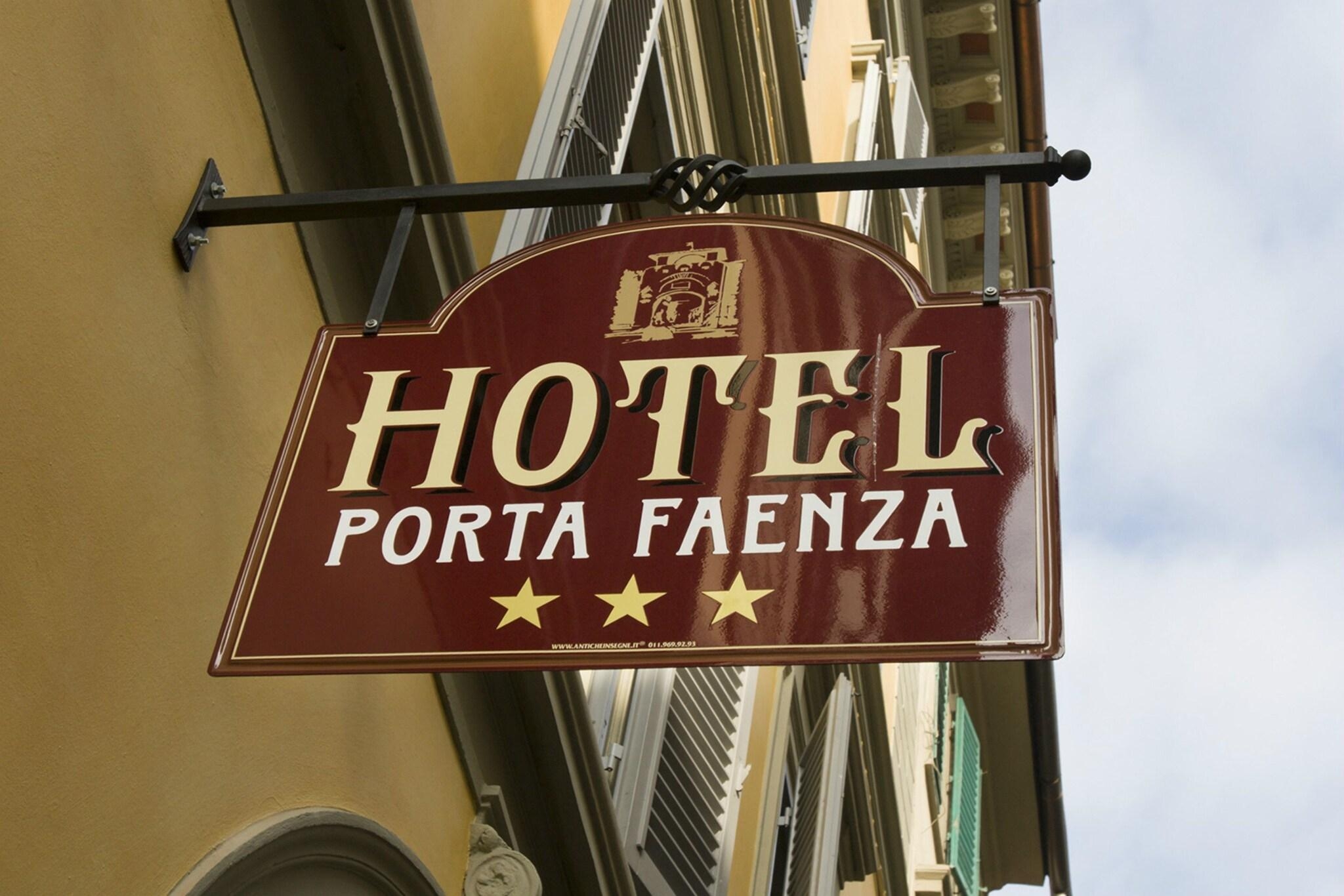Porta Faenza, photo 21 of 89