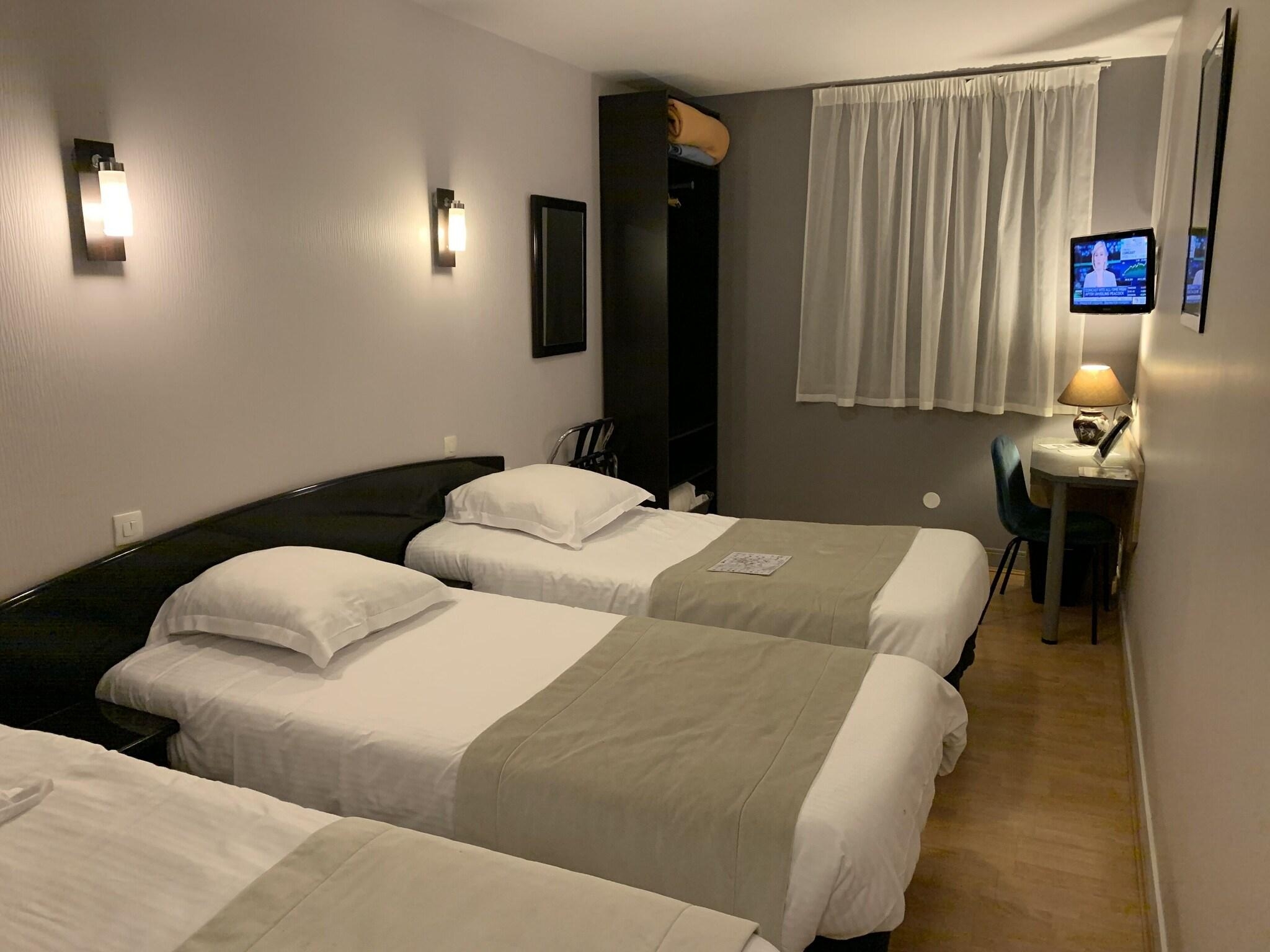 Hotel Le Bayeux, photo 21 of 75