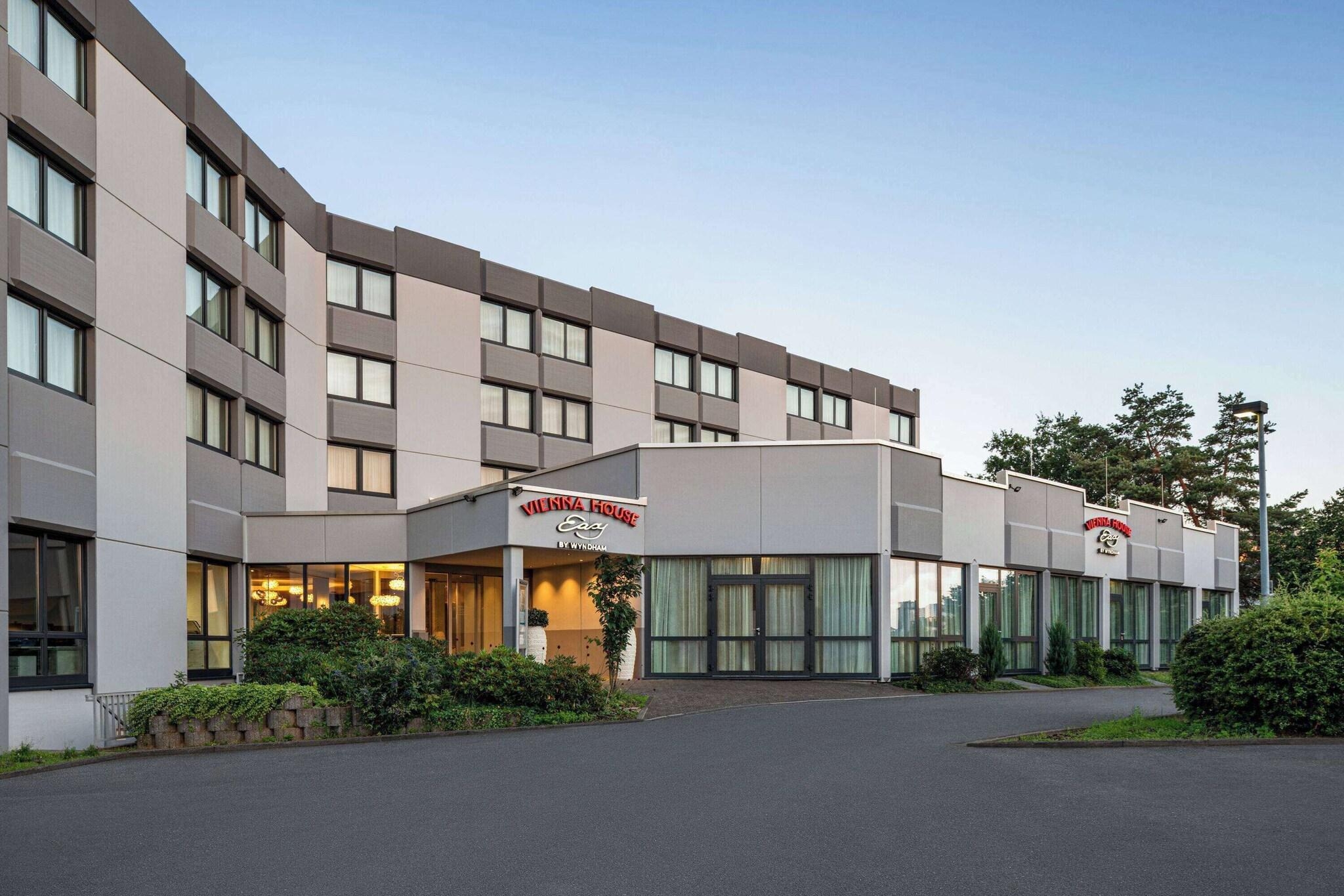Vienna House Easy by Wyndham Frankfurt Airport, photo 4 of 67