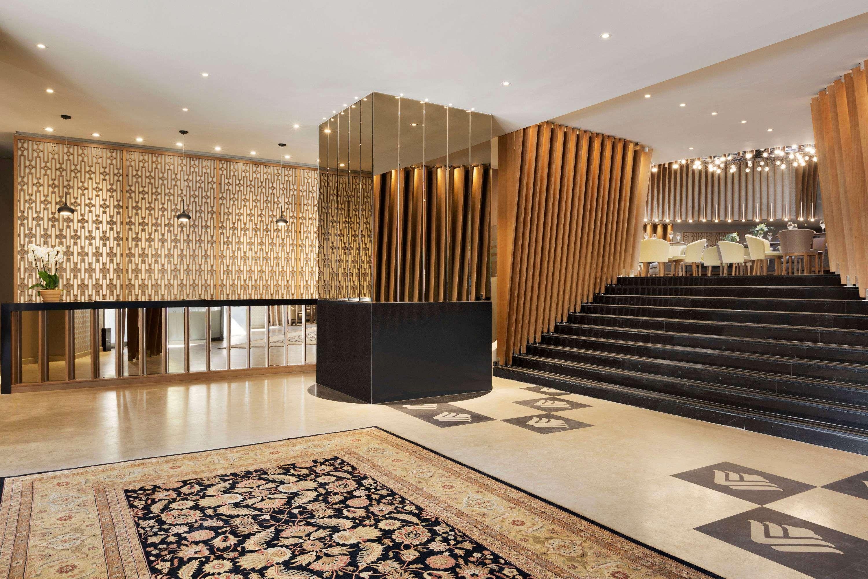 Wyndham Grand Athens, photo 5 of 88