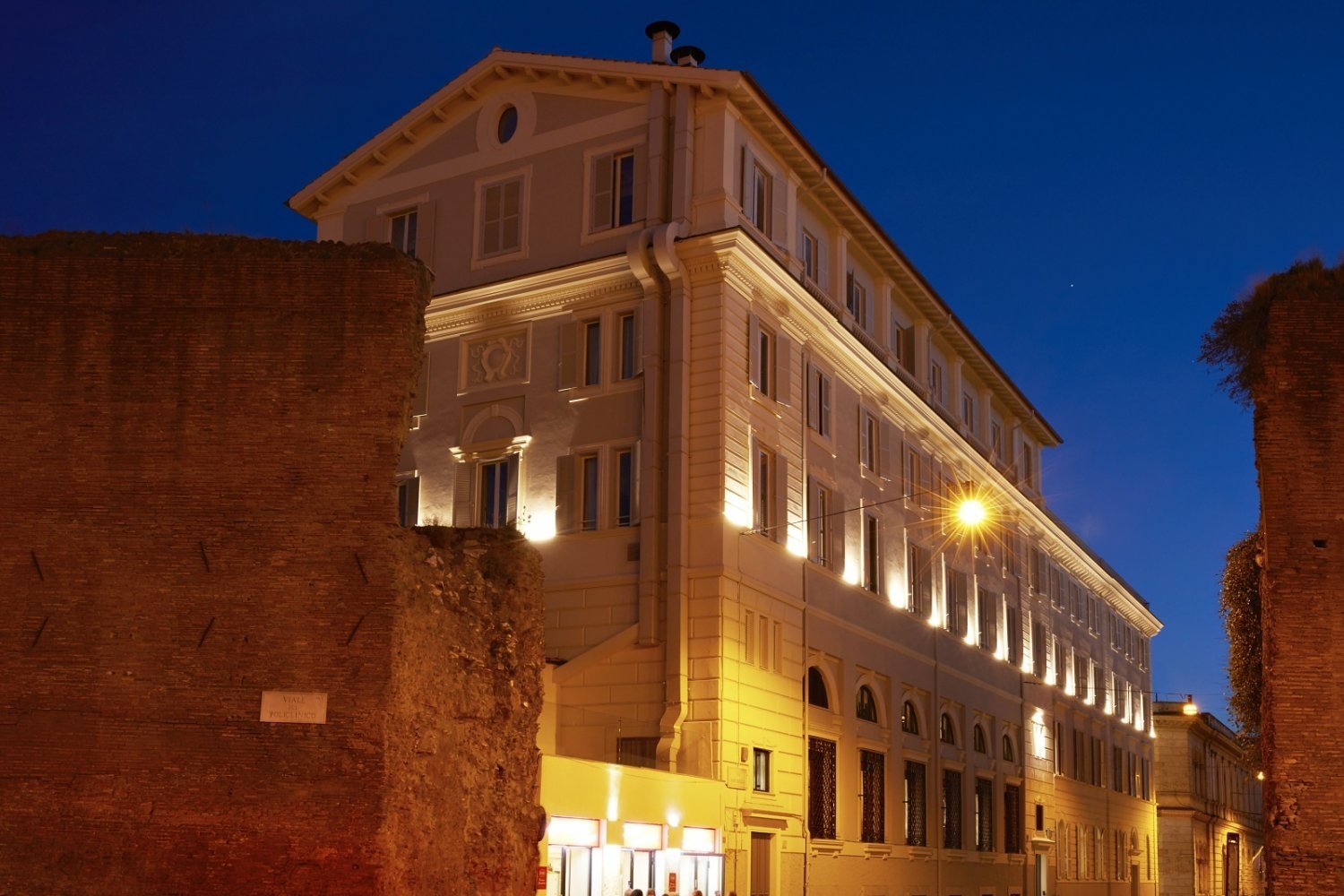 The Building, photo 4 of 100
