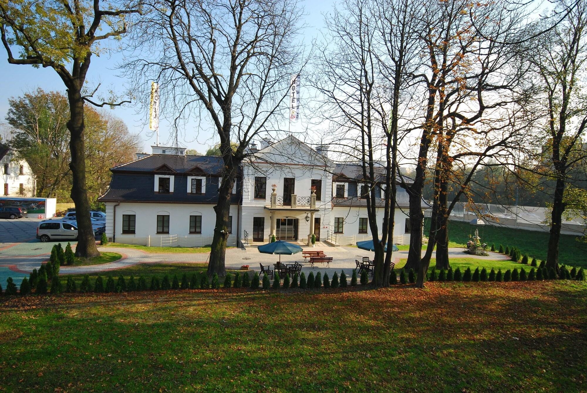 Dwor Kosciuszko, photo 5 of 41