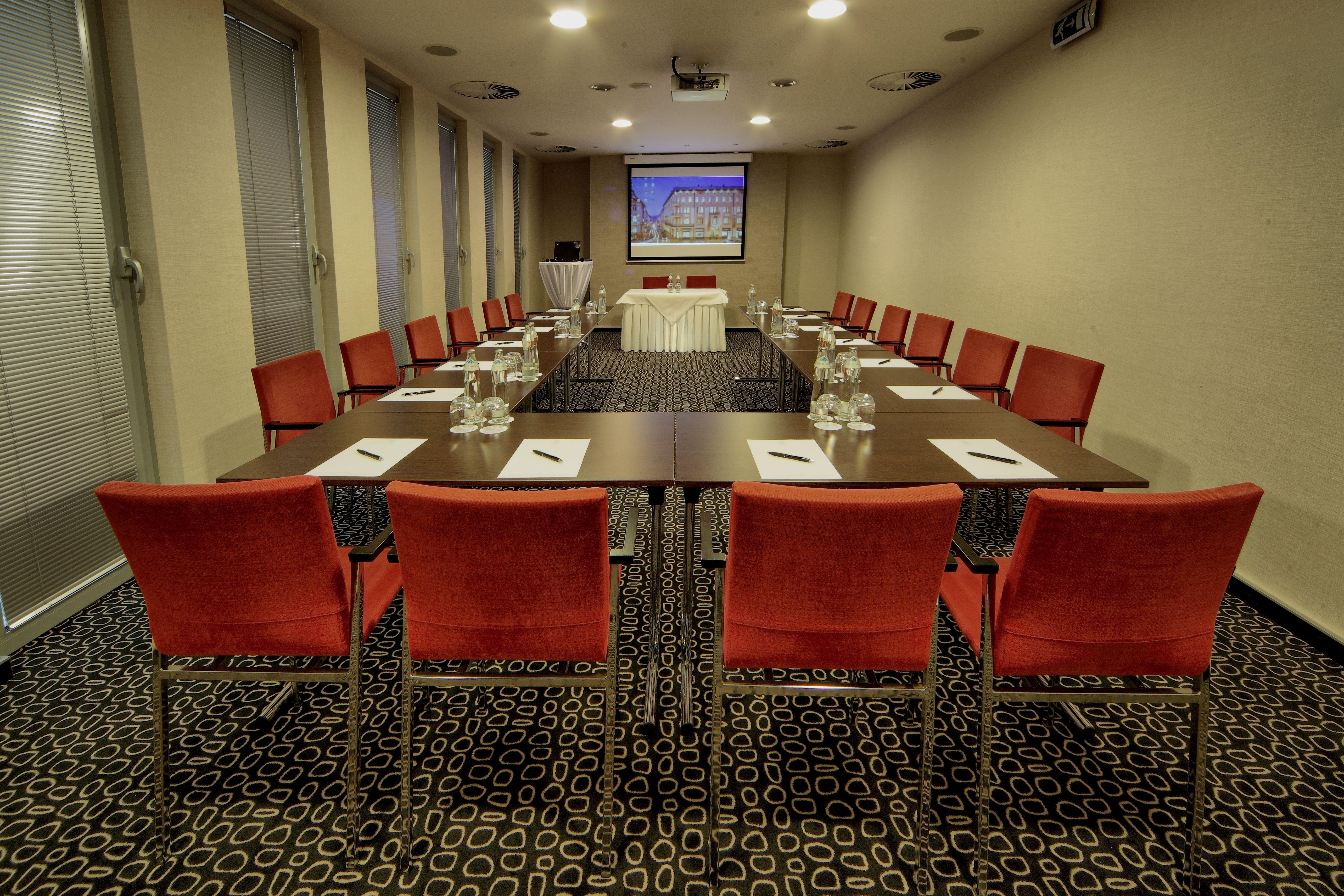 Roset Hotel &amp; Residence, photo 5 of 11
