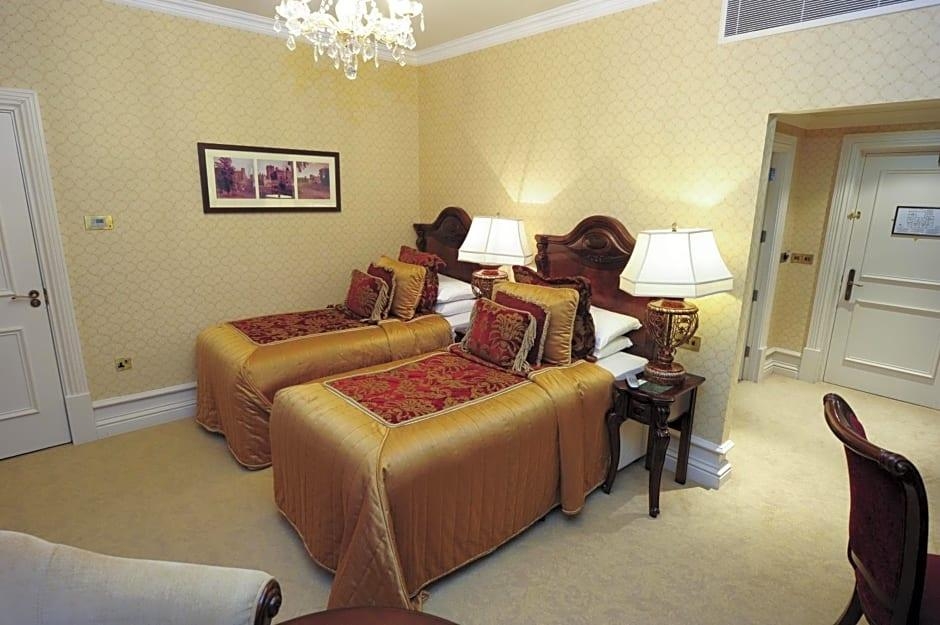 Kilronan Castle OIH, photo 32 of 33