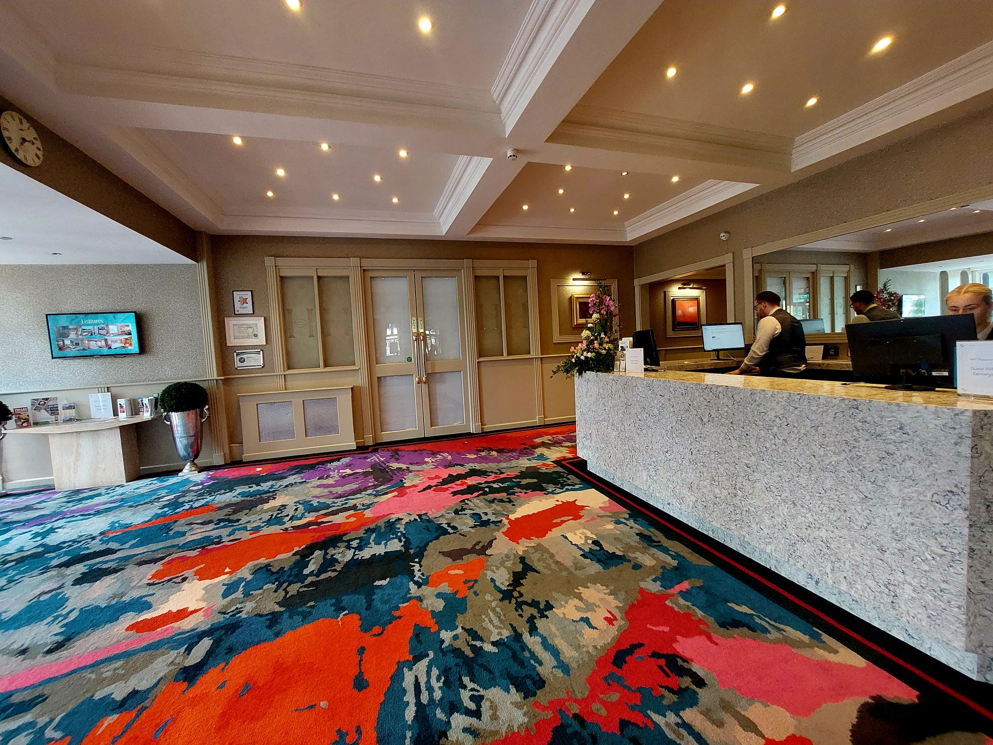 Flannery's Hotel Galway, photo 5 of 47