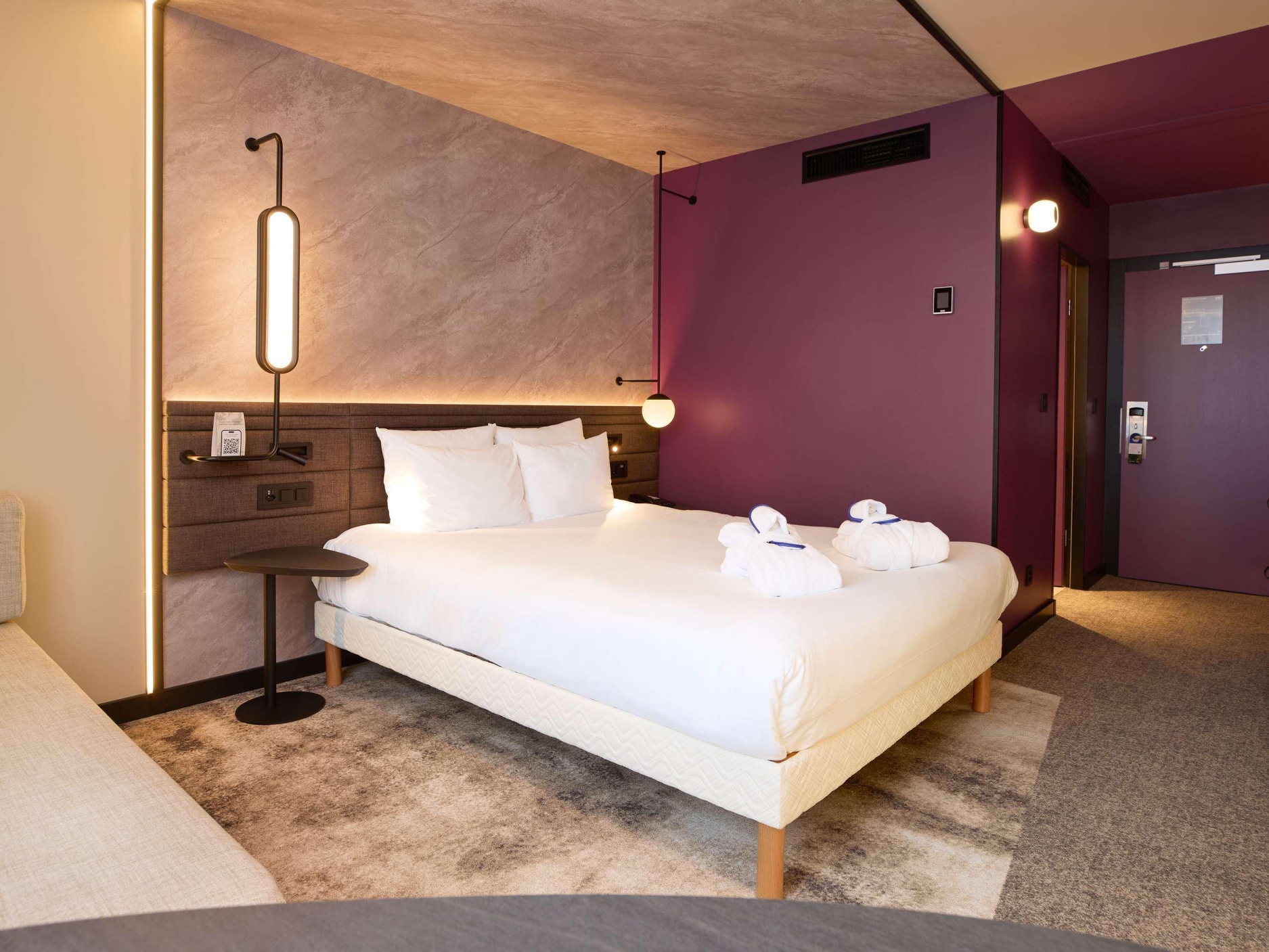 Novotel Zurich Airport Messe, photo 1 of 71