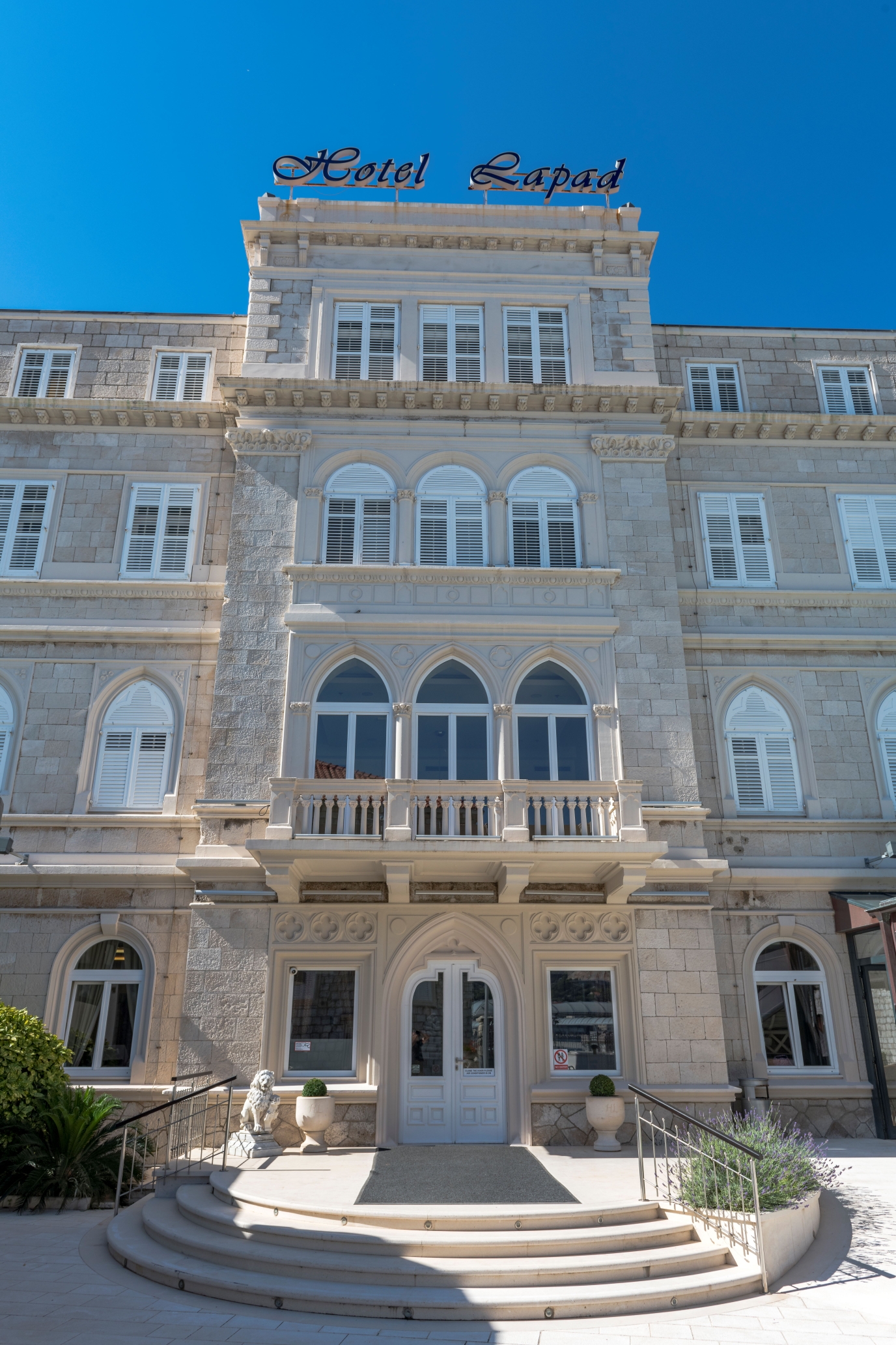 Lapad, photo 10 of 57