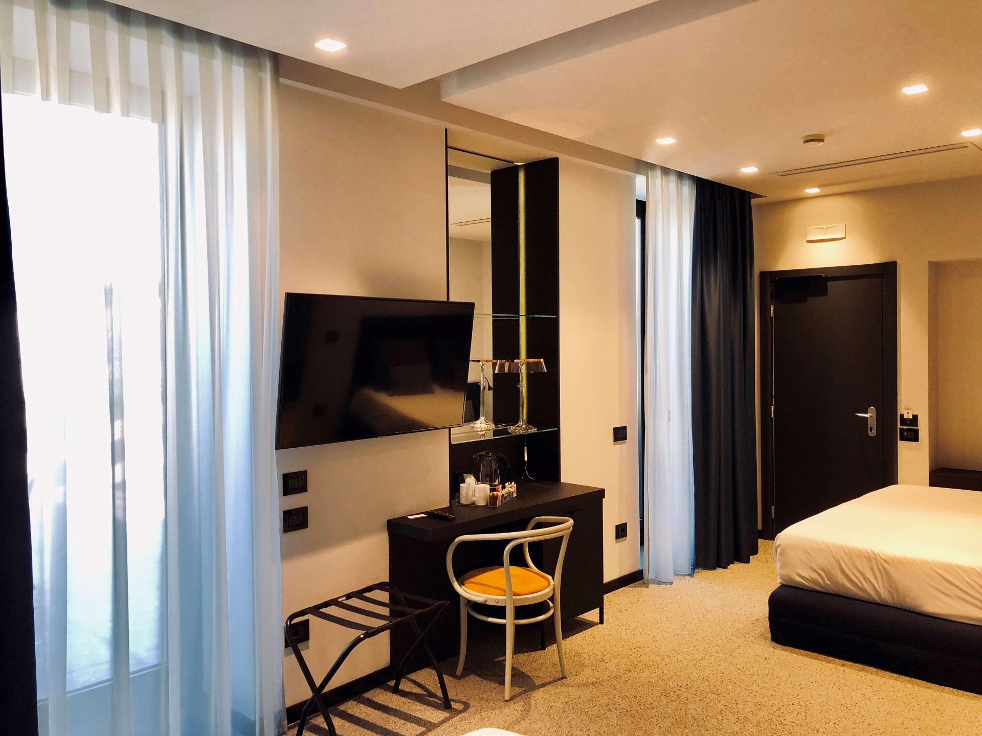 Best Western Plus Hotel Plaza, photo 6 of 41