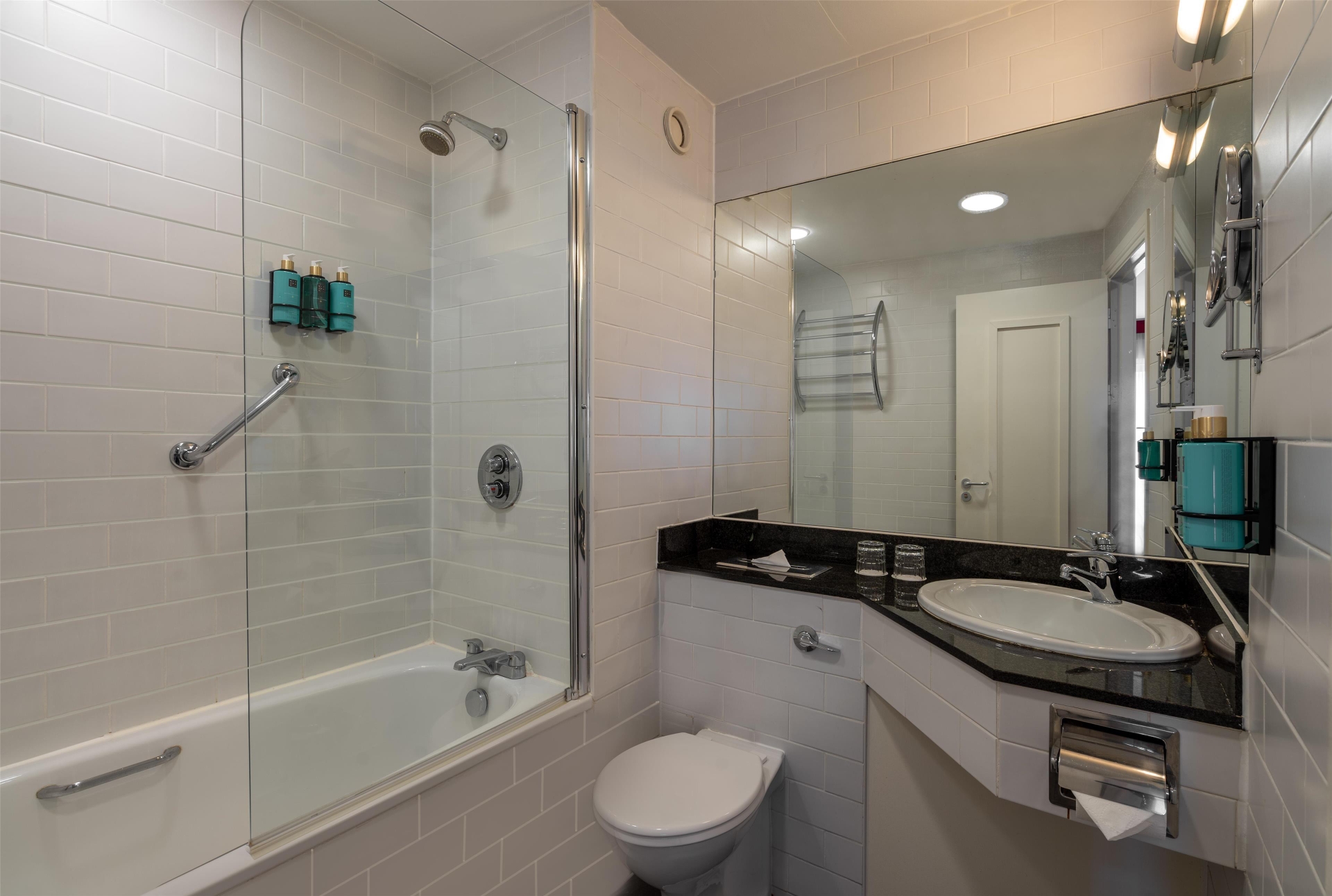 Trinity City Hotel, photo 11 of 47