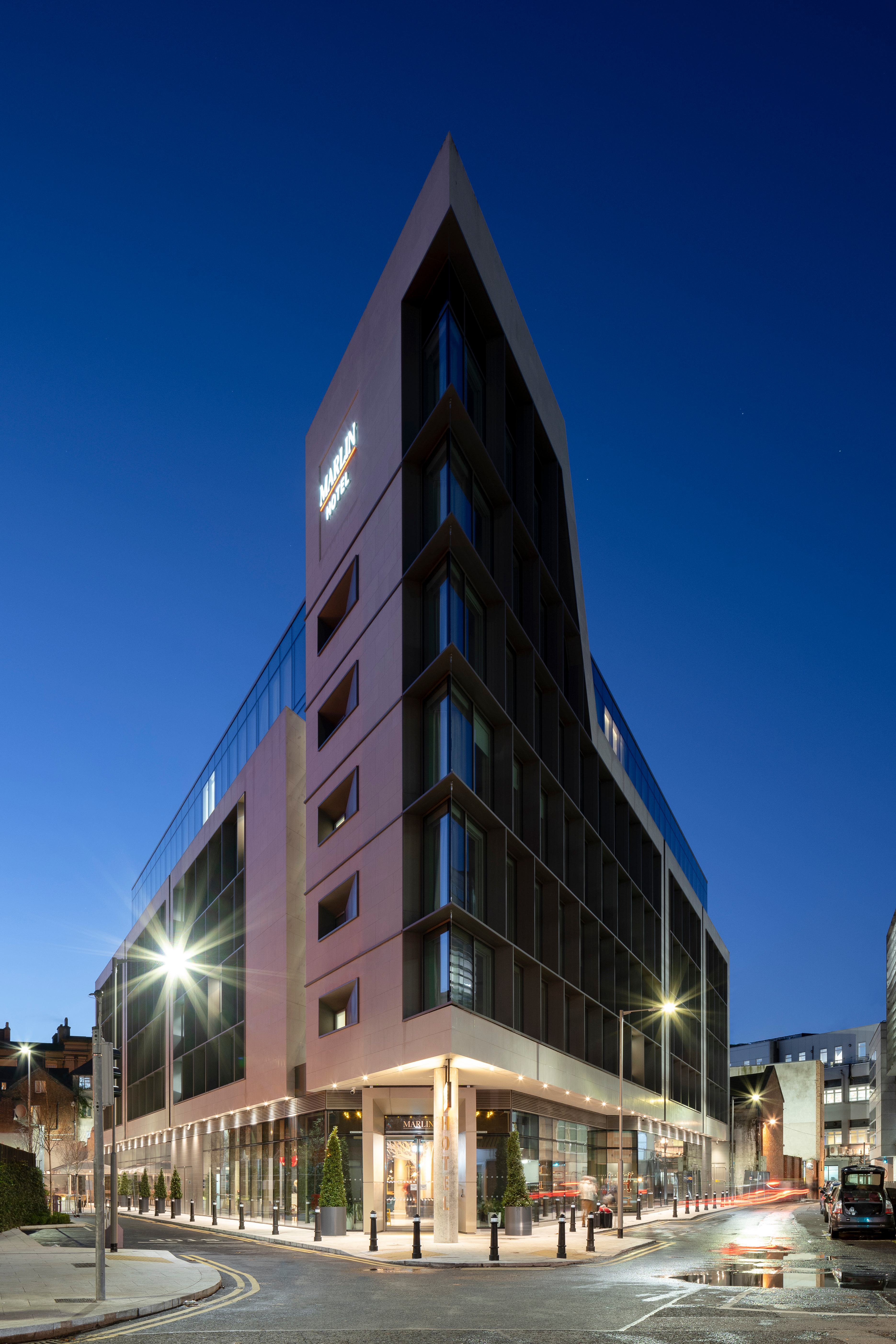 Marlin Hotel Stephens Green, photo 1 of 36