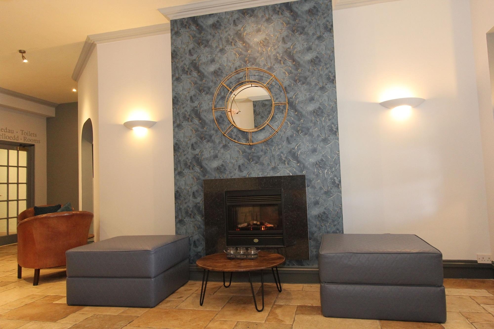 Nanhoron Arms Hotel, photo 16 of 102