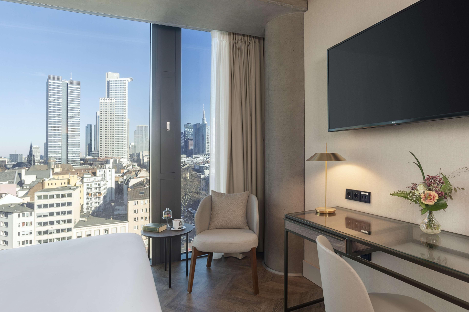 NH Collection Frankfurt Spin Tower, photo 20 of 73