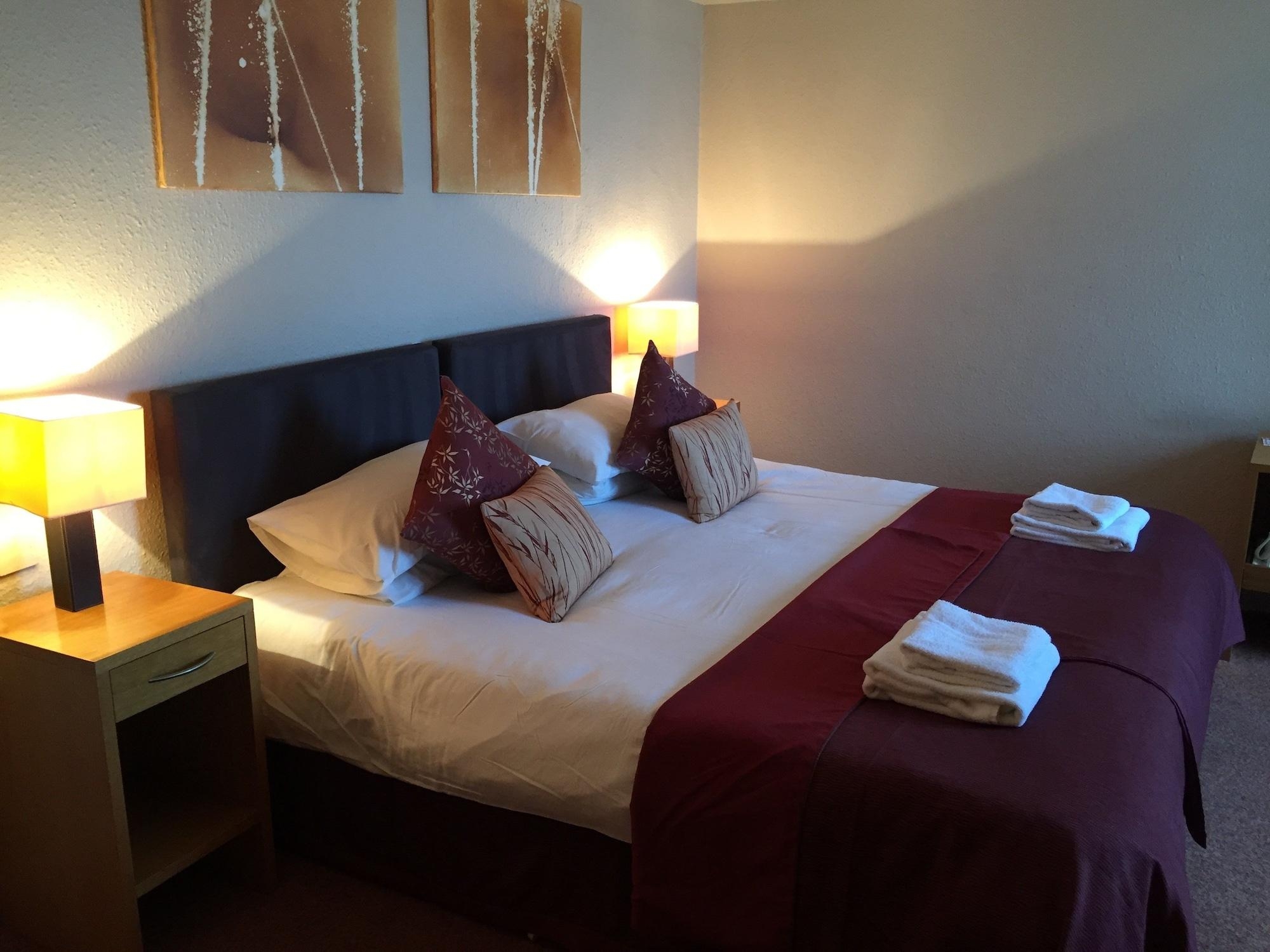 Nanhoron Arms Hotel, photo 25 of 102