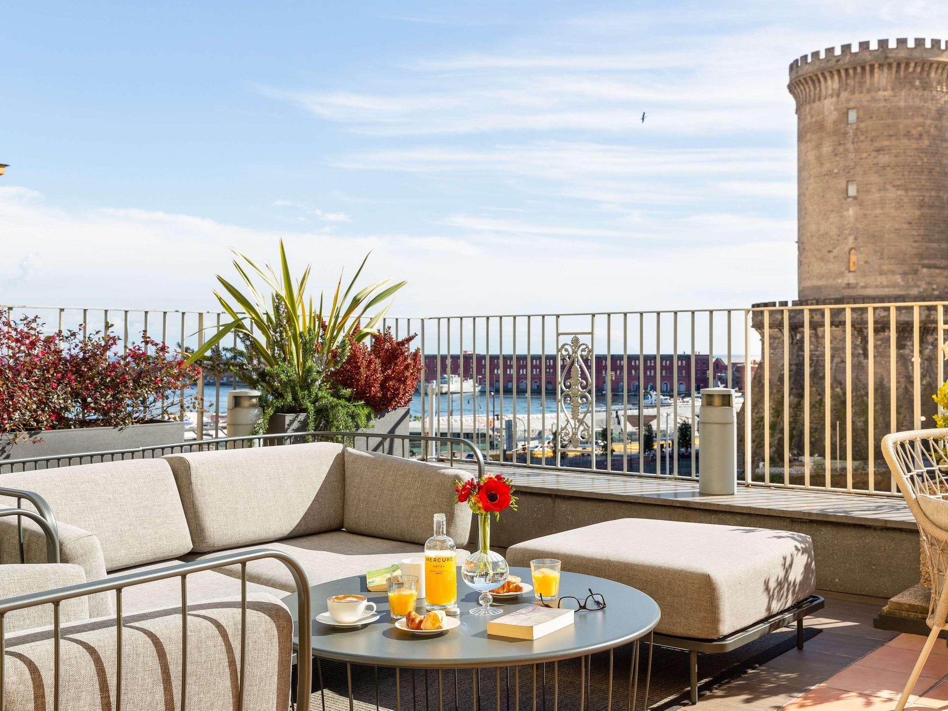 Mercure Napoli Centro Angioino, photo 58 of 96