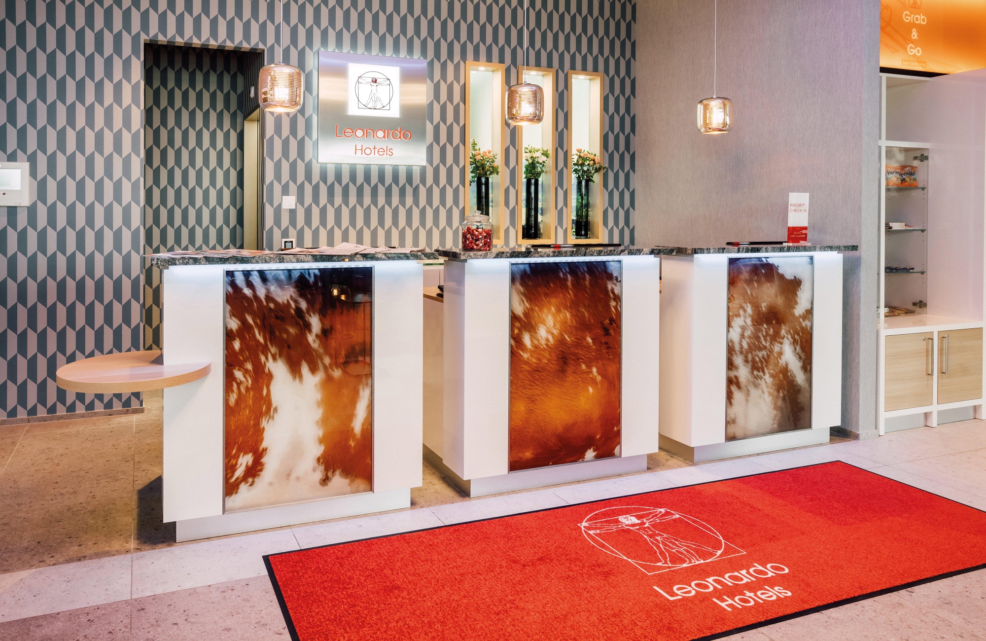 Leonardo Hotel Zurich Airport, photo 1 of 41