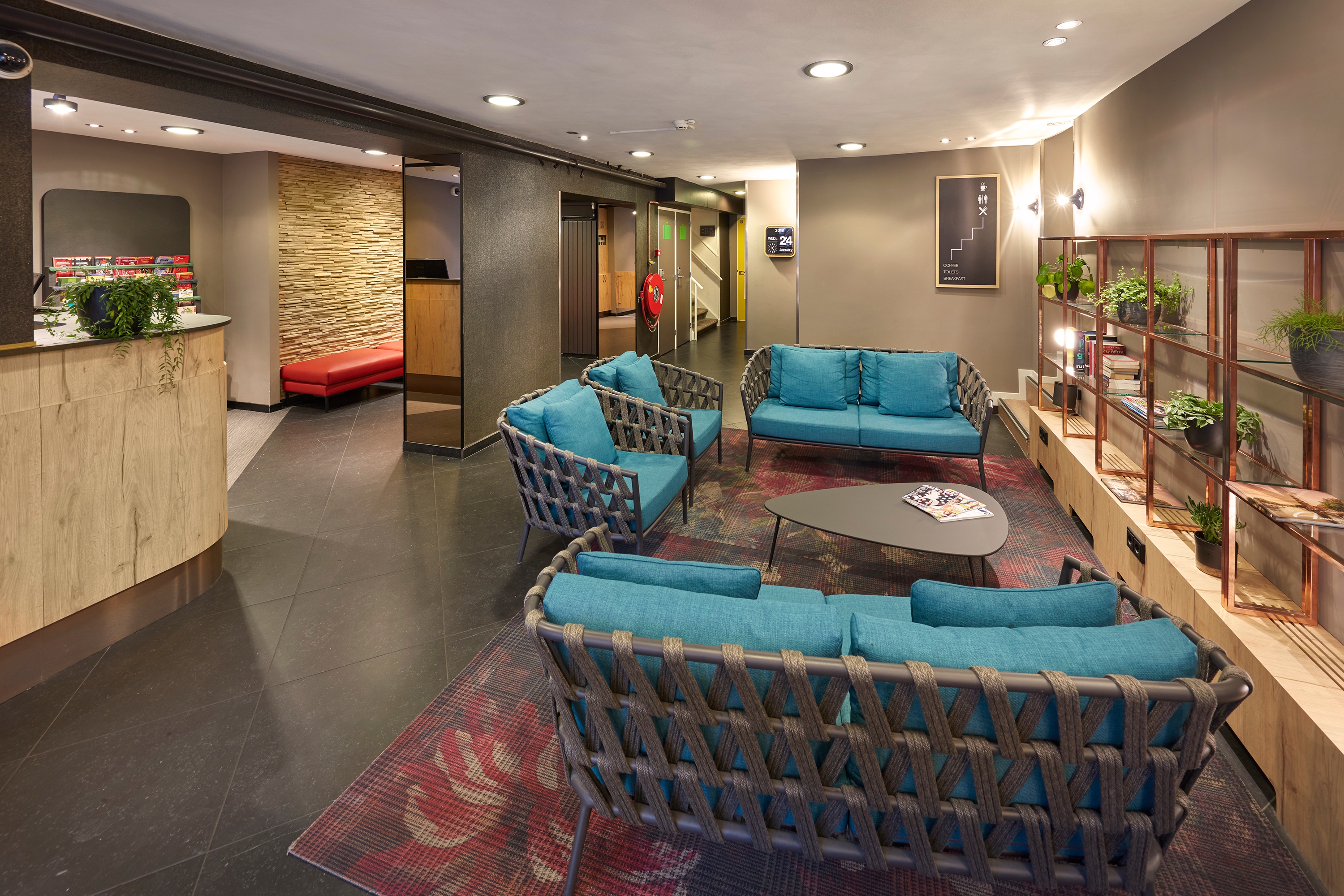 Nova Hotel, photo 8 of 18