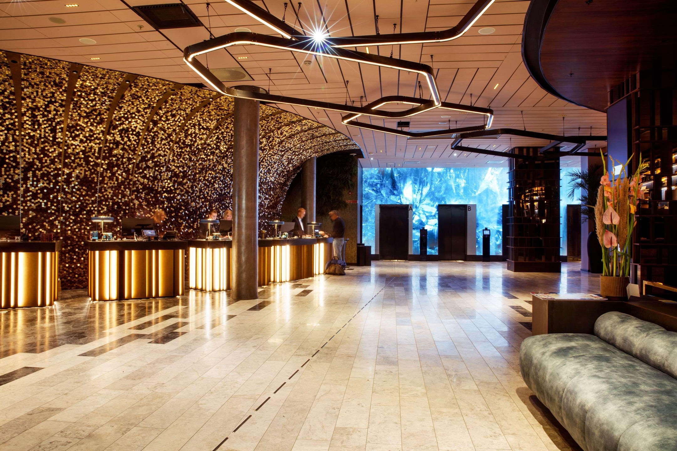 Clarion Hotel The Hub, photo 8 of 48
