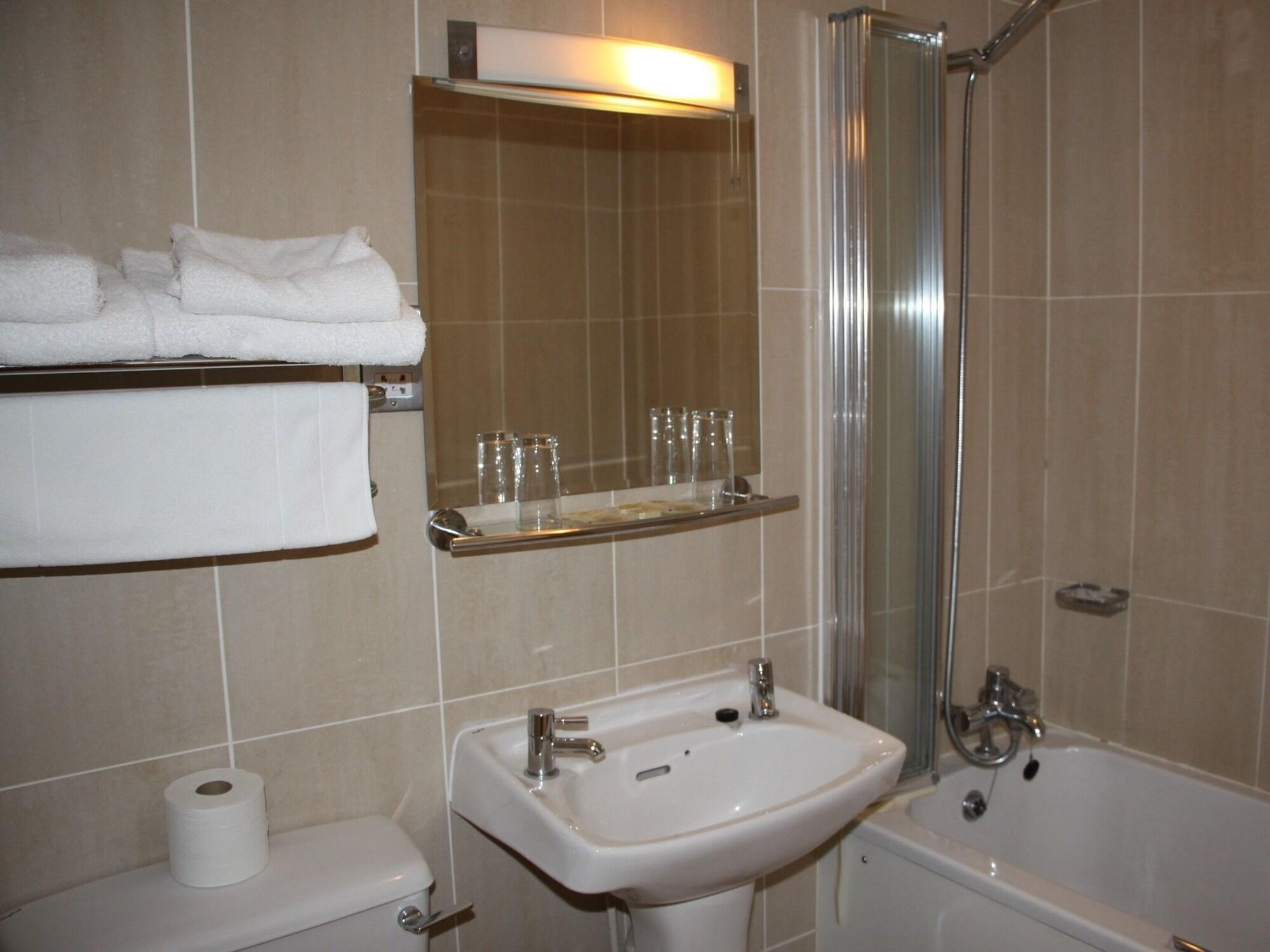 Nanhoron Arms Hotel, photo 67 of 102