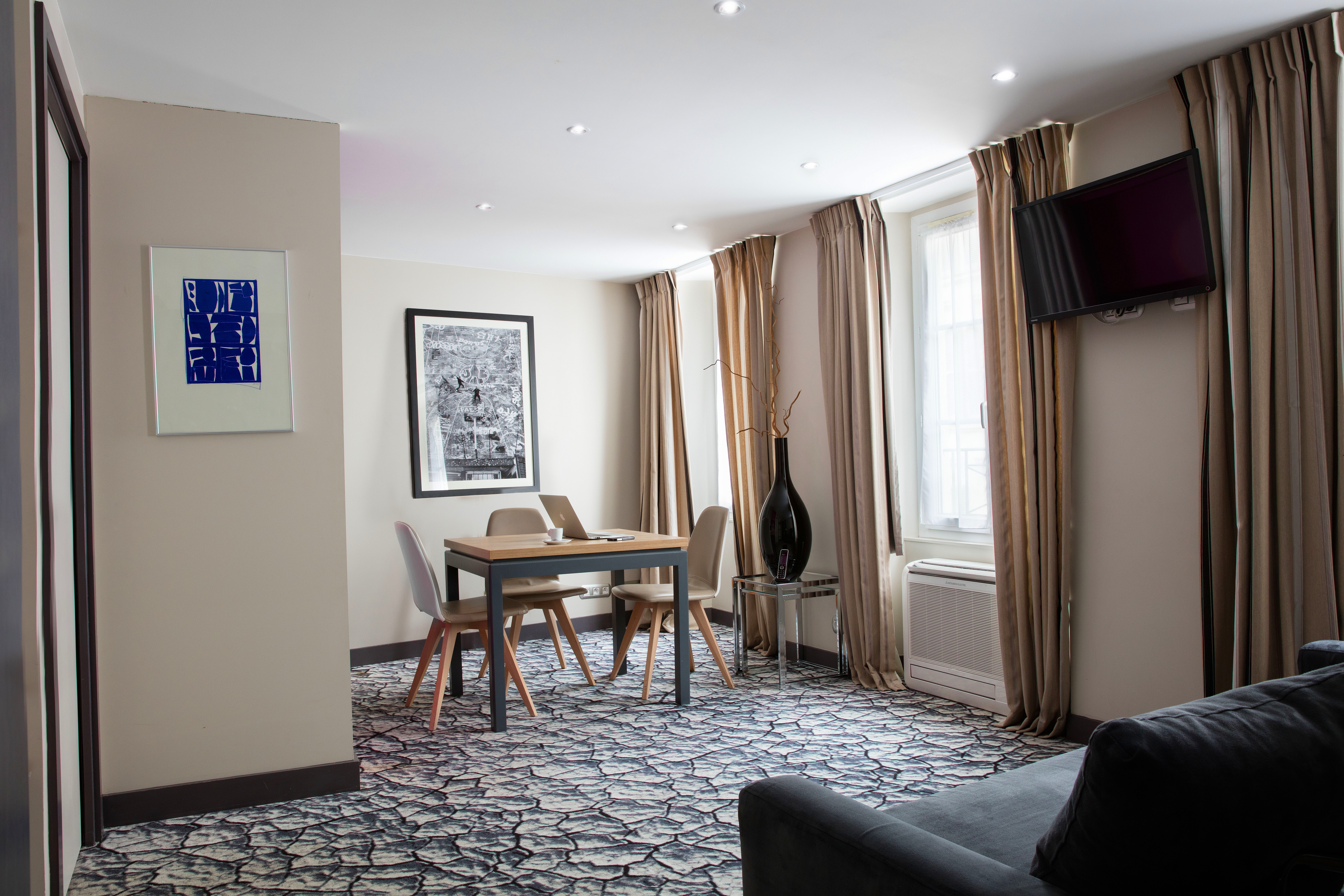 Serotel Suites Hotel, photo 17 of 24