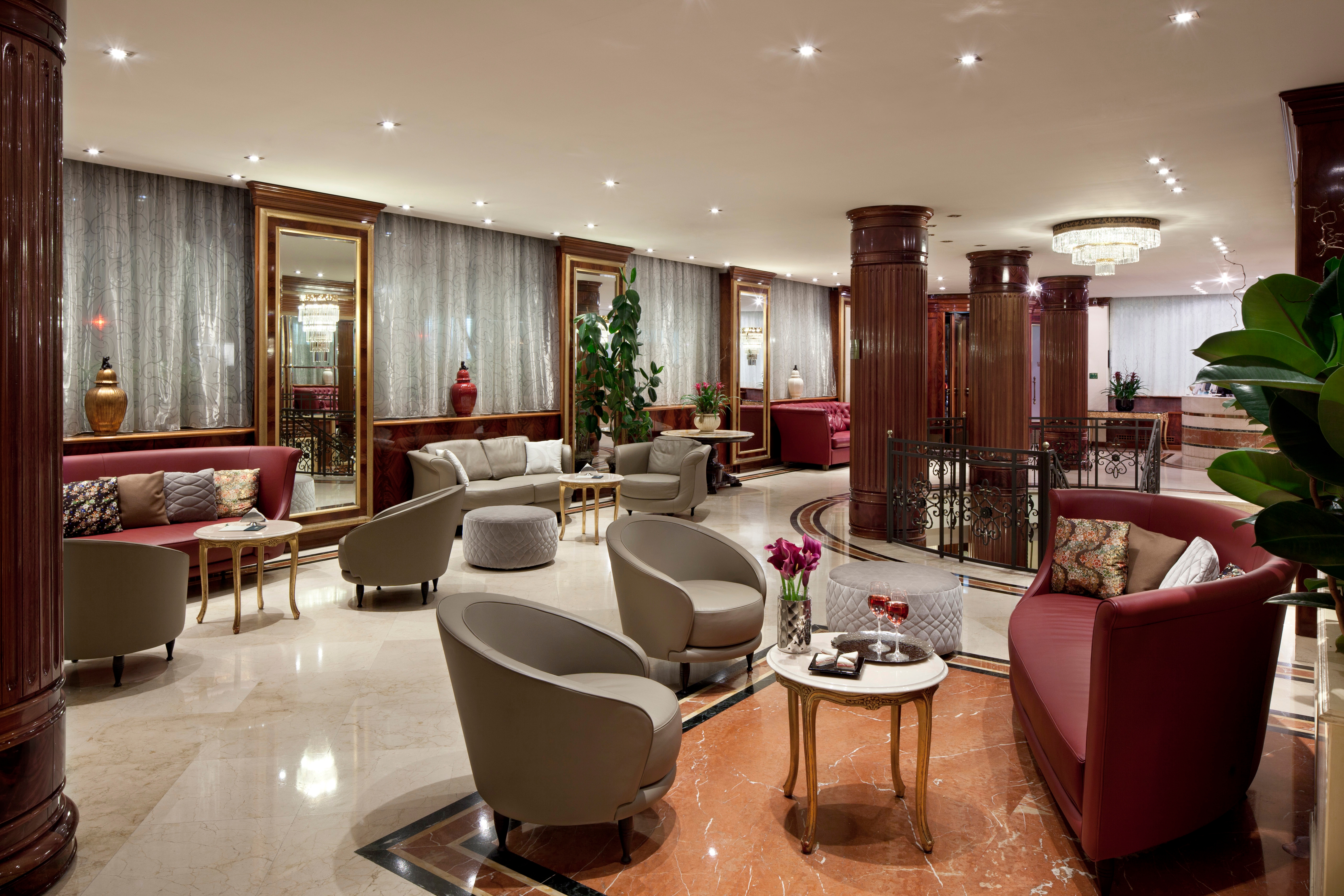 UNA HOTELS Scandinavia Milano, photo 2 of 46